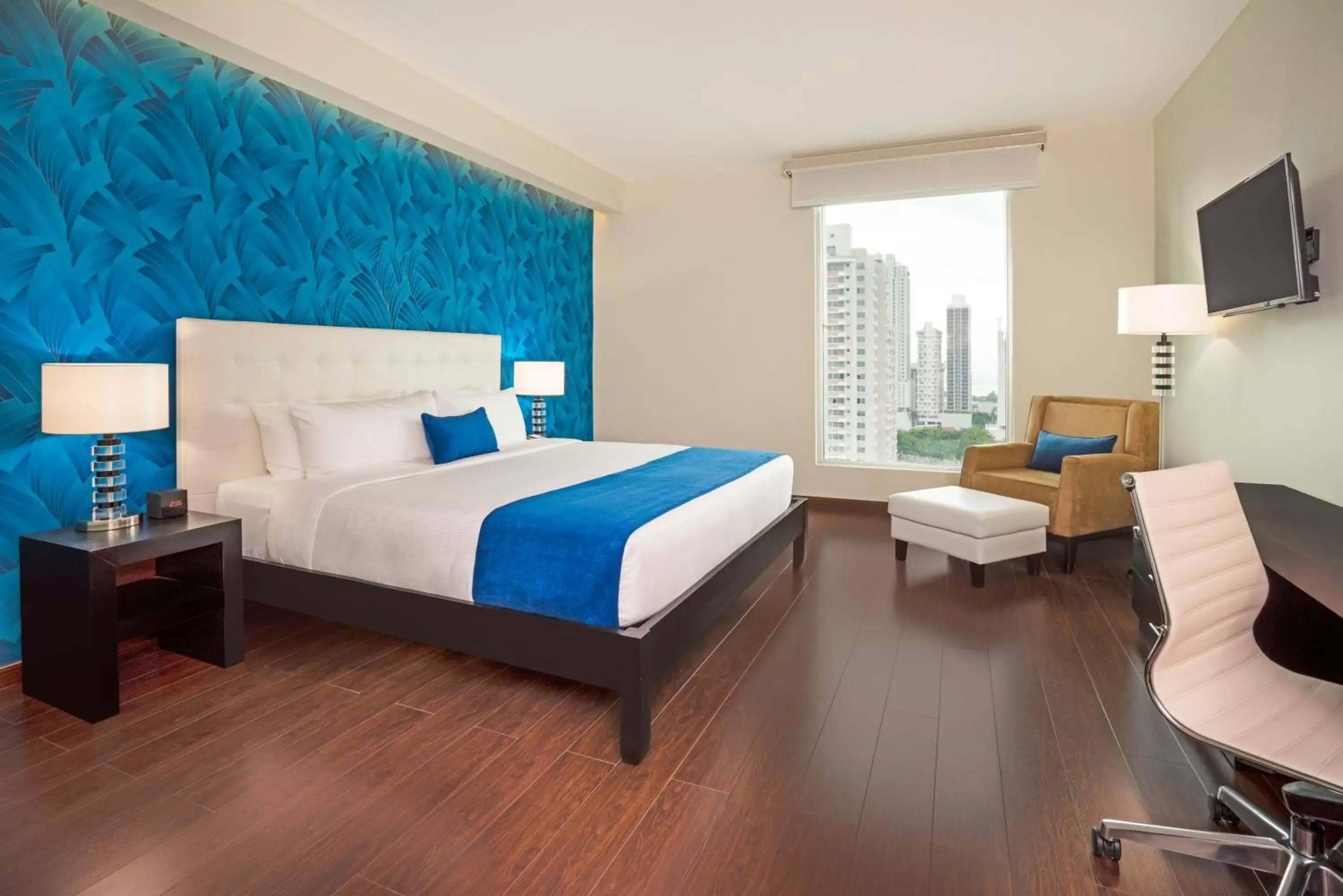 View (from property/room), Bed in Ramada Plaza by Wyndham Panama Punta Pacifica