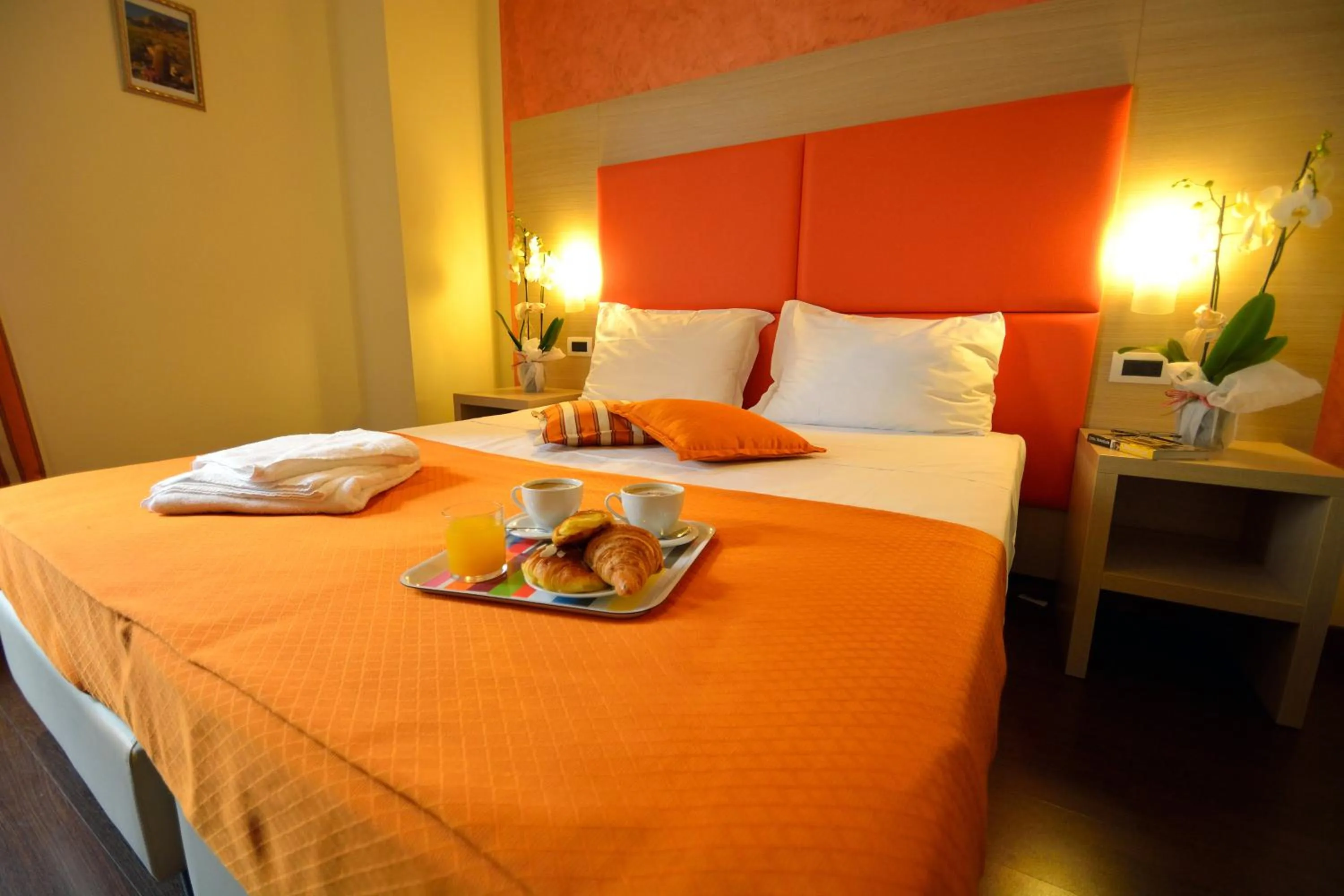 Bed in B&B Marbò Florence