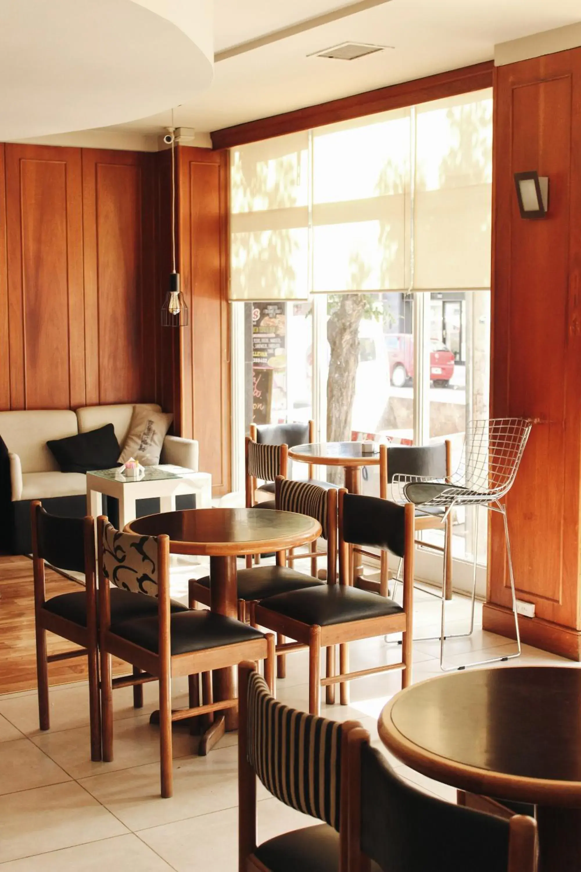 Lounge or bar, Restaurant/Places to Eat in Hotel Rayentray Trelew