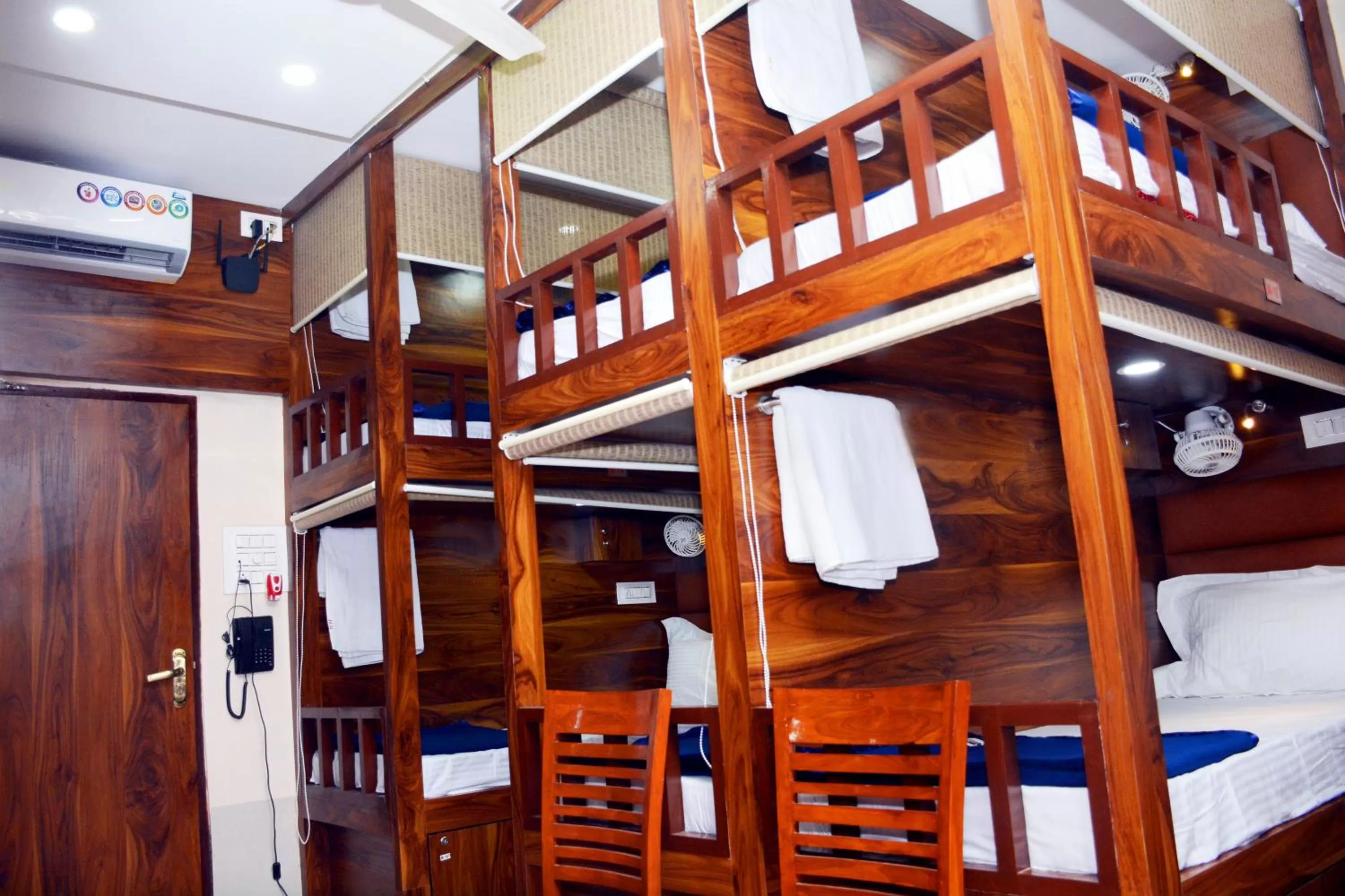 bunk bed, Bed in Hotel Nest N Rest - Mumbai
