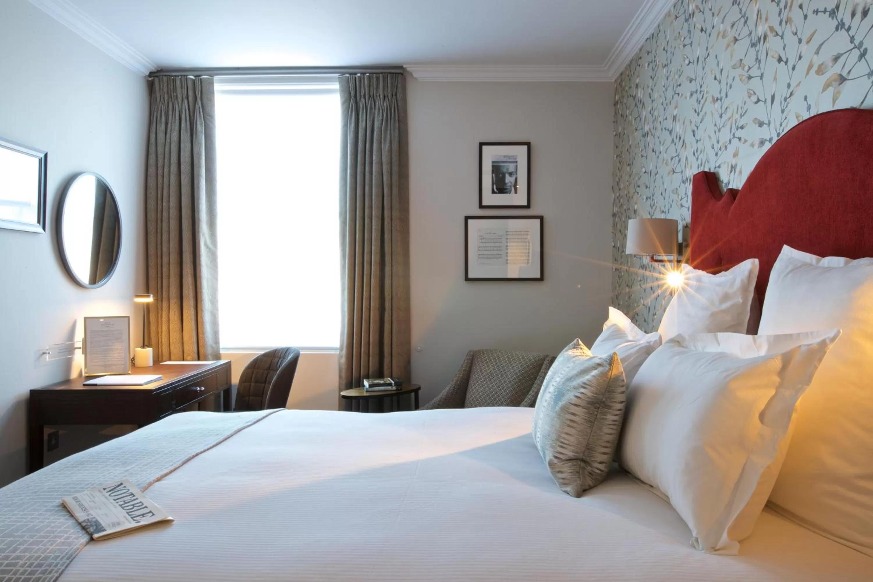 Bed in 54 Queen's Gate Hotel