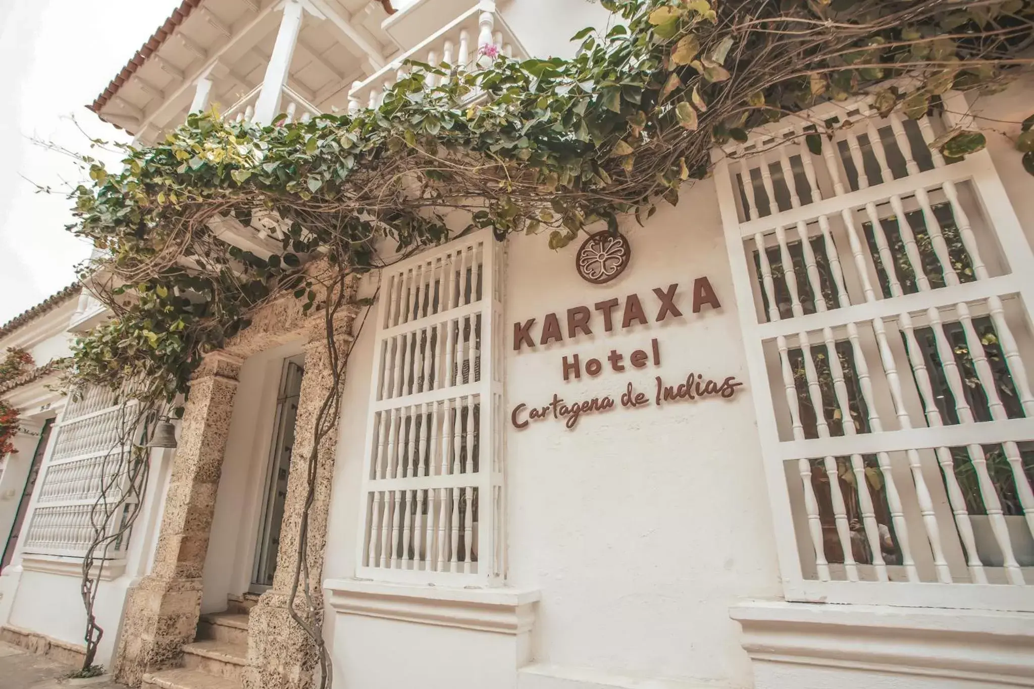 Facade/entrance, Property Building in Hotel Kartaxa