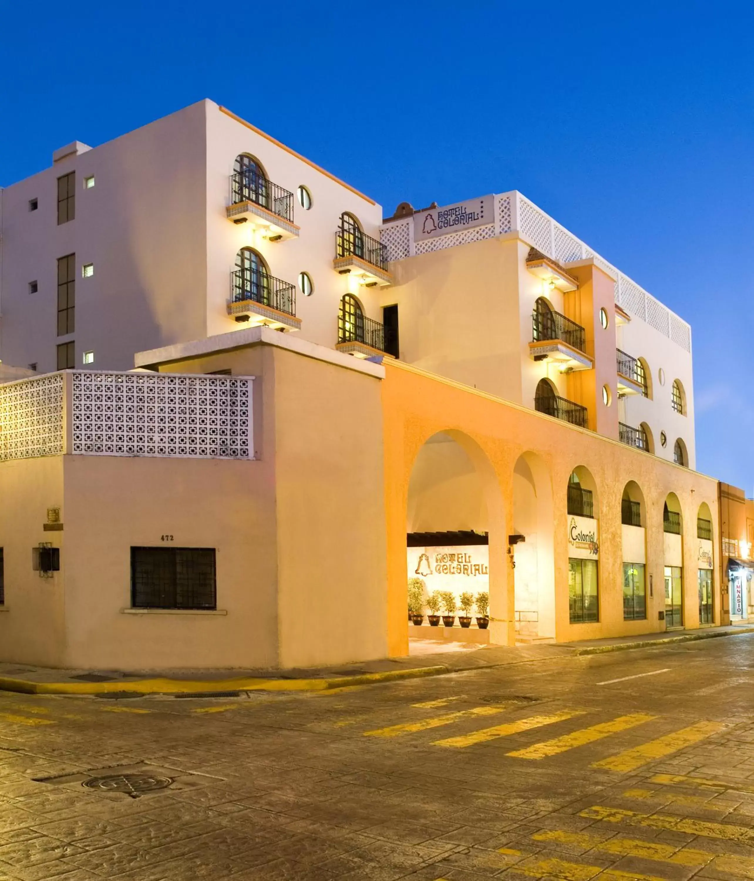 Property Building in Hotel Colonial de Merida