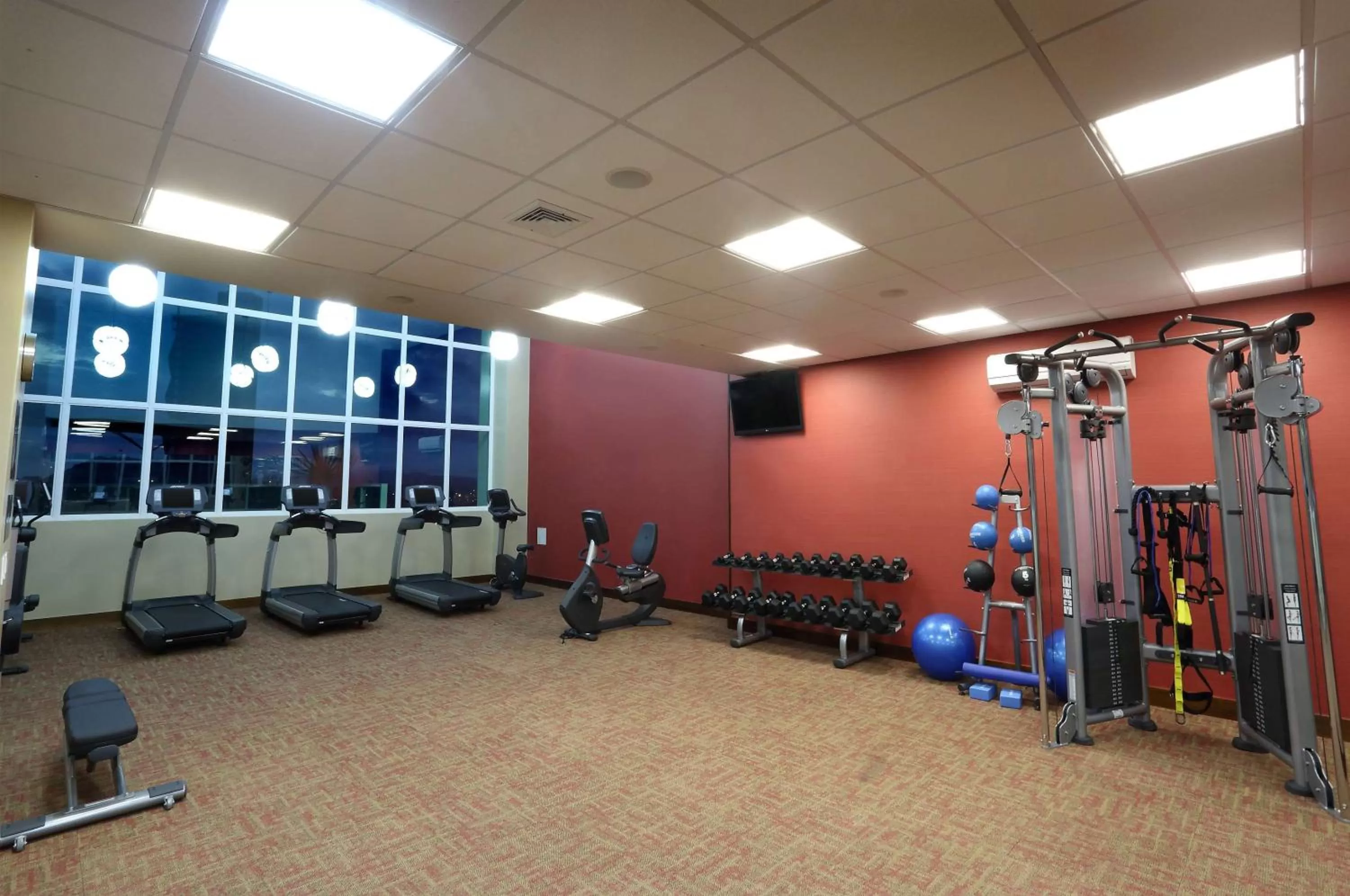 Fitness centre/facilities in MARINN PLACE Financial District