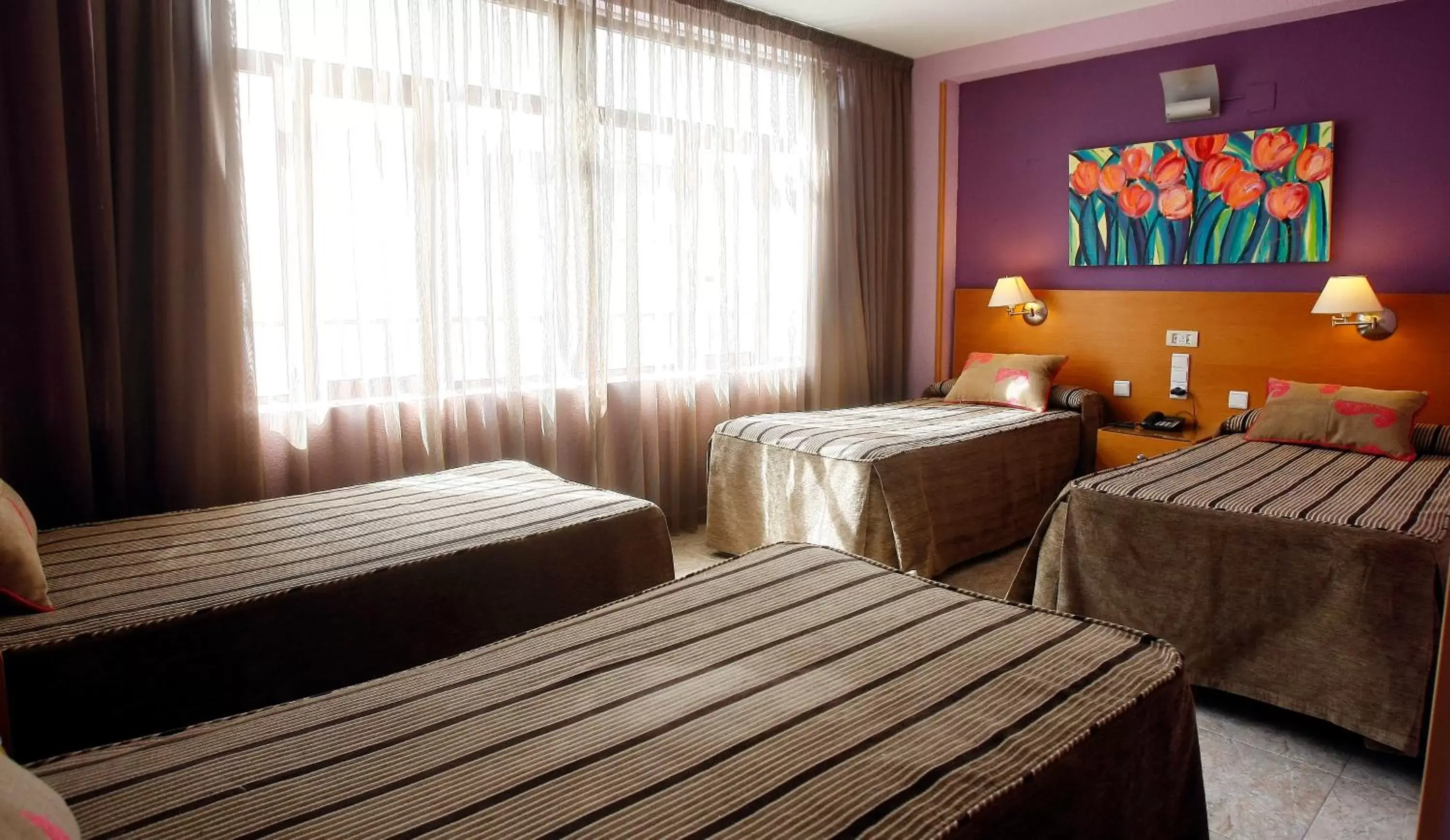 Bed, Room Photo in Hotel El Águila
