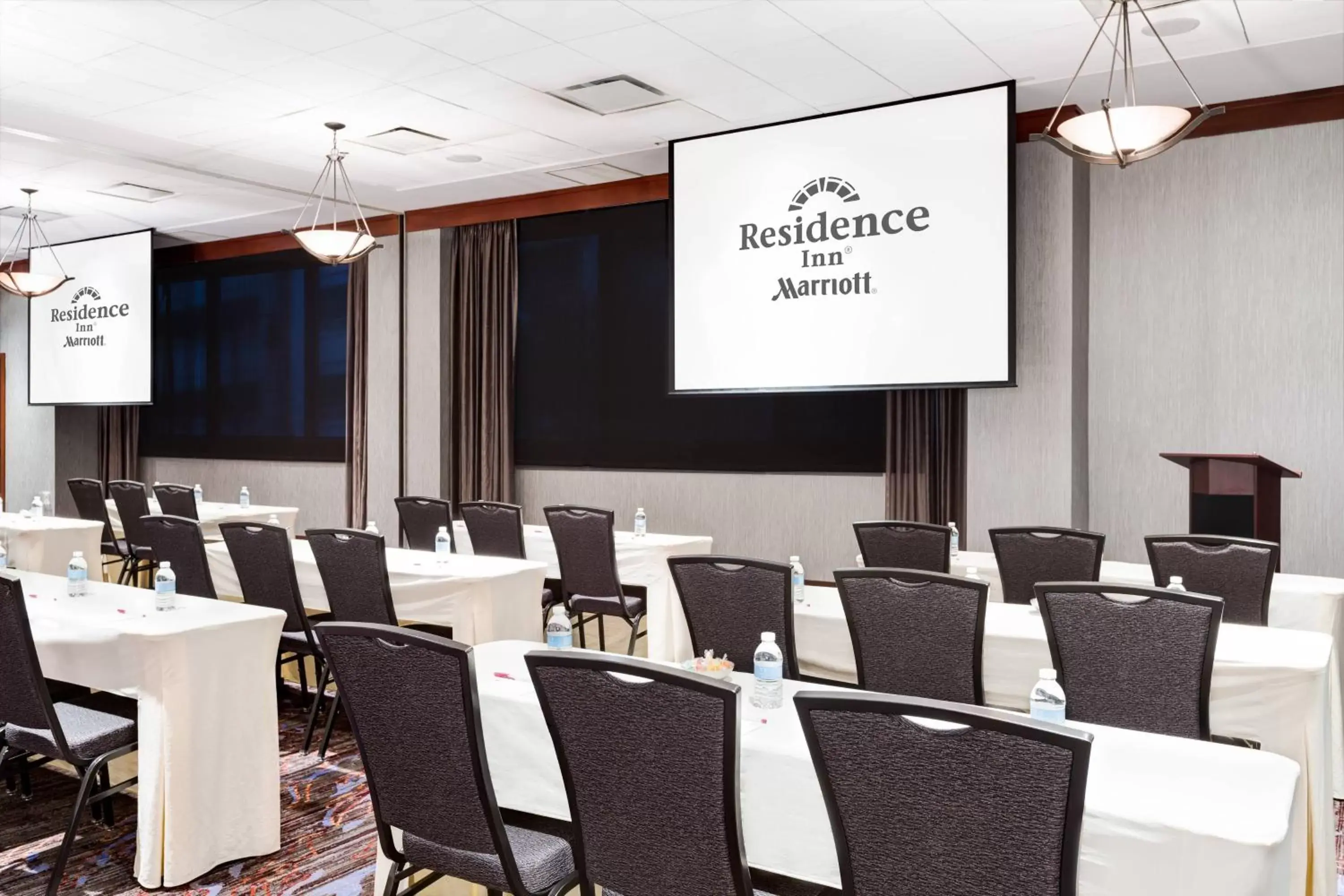 Meeting/conference room in Residence Inn by Marriott National Harbor Washington, D.C. Area