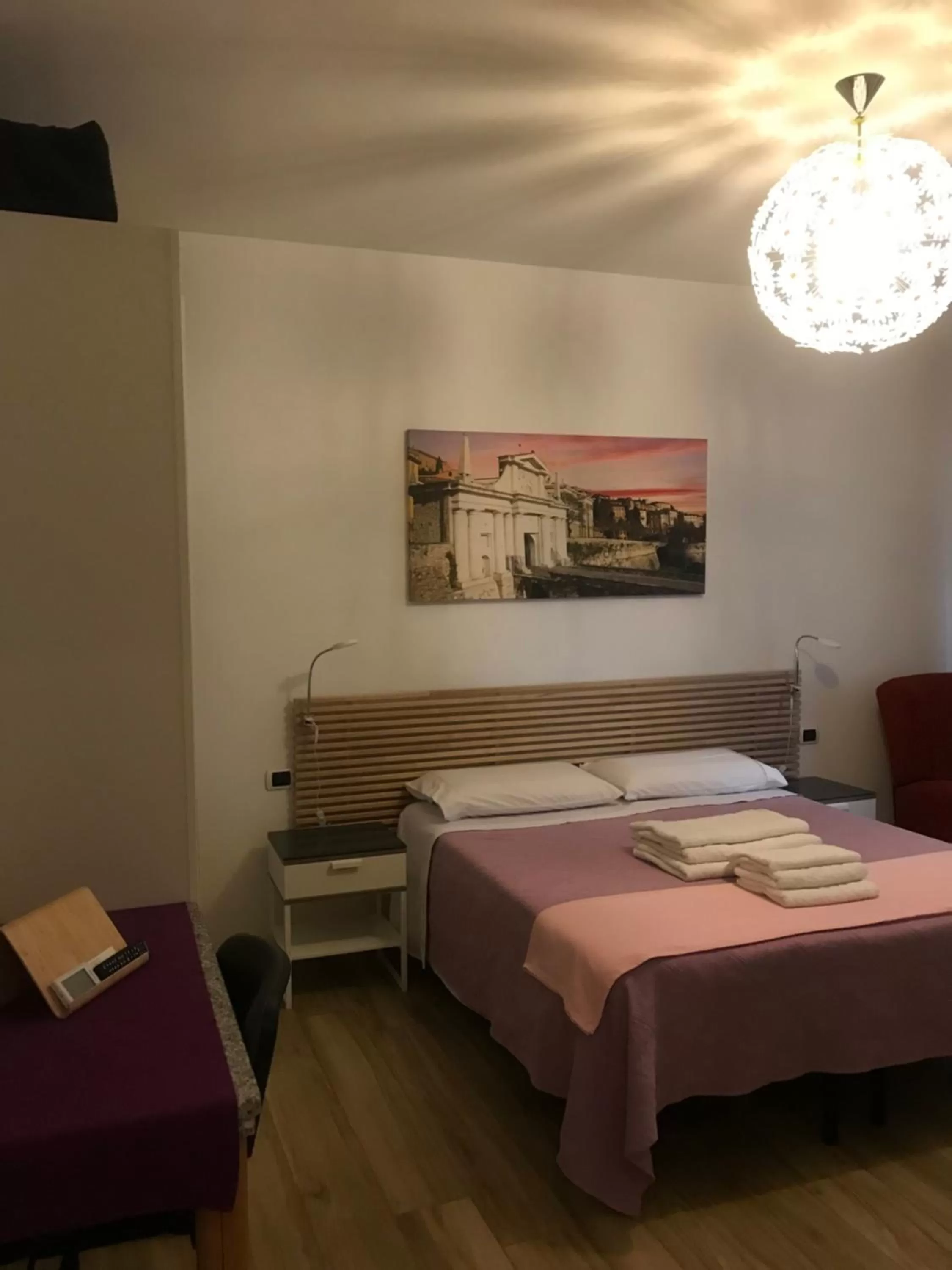 Bed in Smart House Rental Rooms FREE PARKING