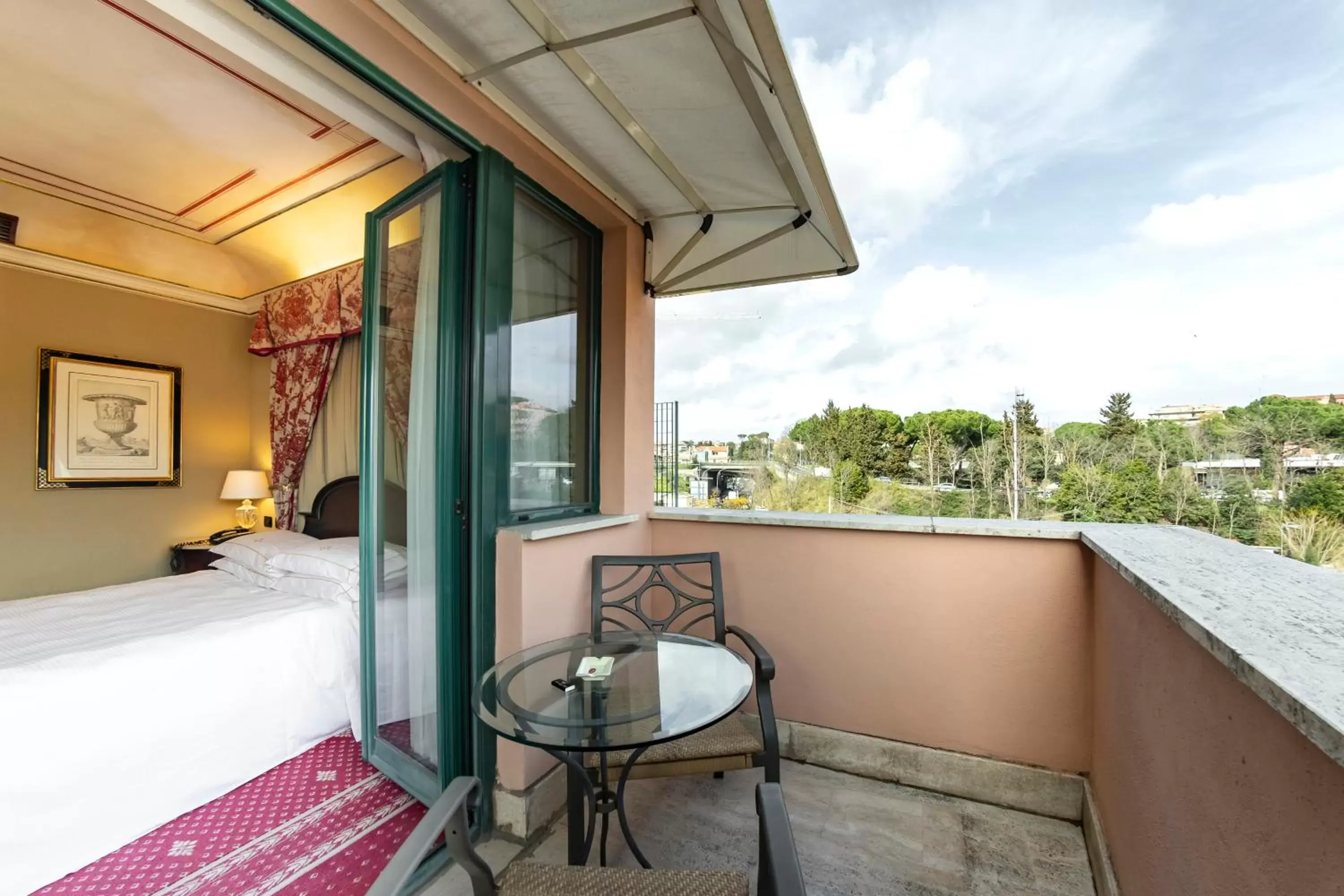 Balcony/Terrace in River Chateau Hotel