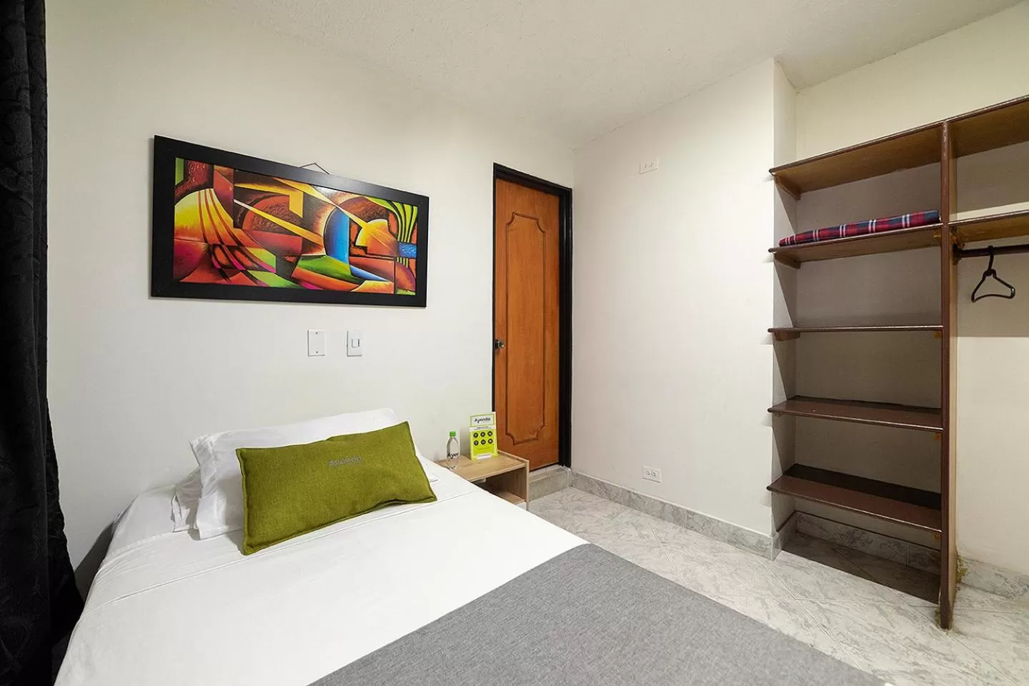 Bed in Hotel Balcones del Estadio