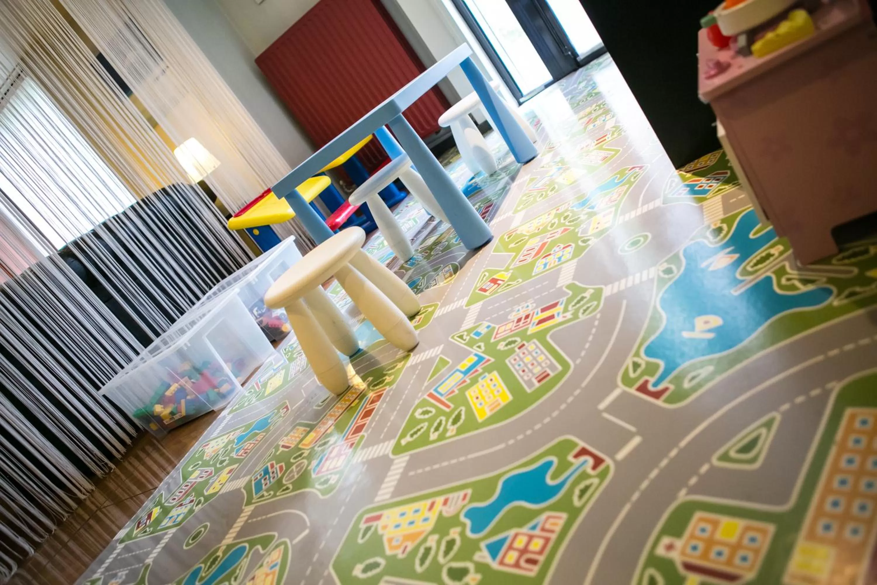 Area and facilities in Logis Hôtel Des Acacias Lille Neuville en Ferrain, Restaurant l'Acacias Gourmand