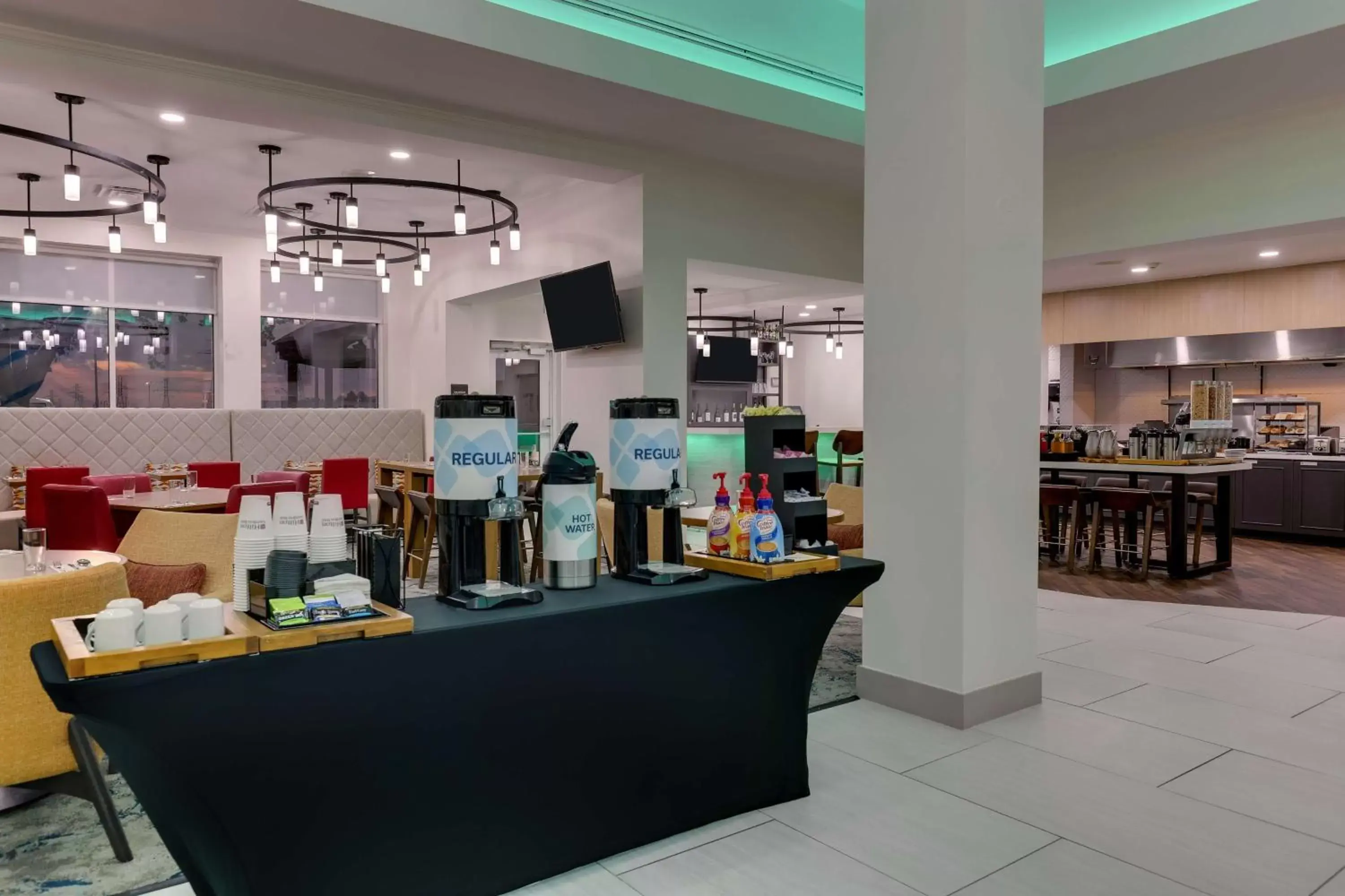 Restaurant/places to eat in Hilton Garden Inn Fort Worth/Fossil Creek Restaurant/places to eat in Hilton Garden Inn Fort Worth/Fossil Creek