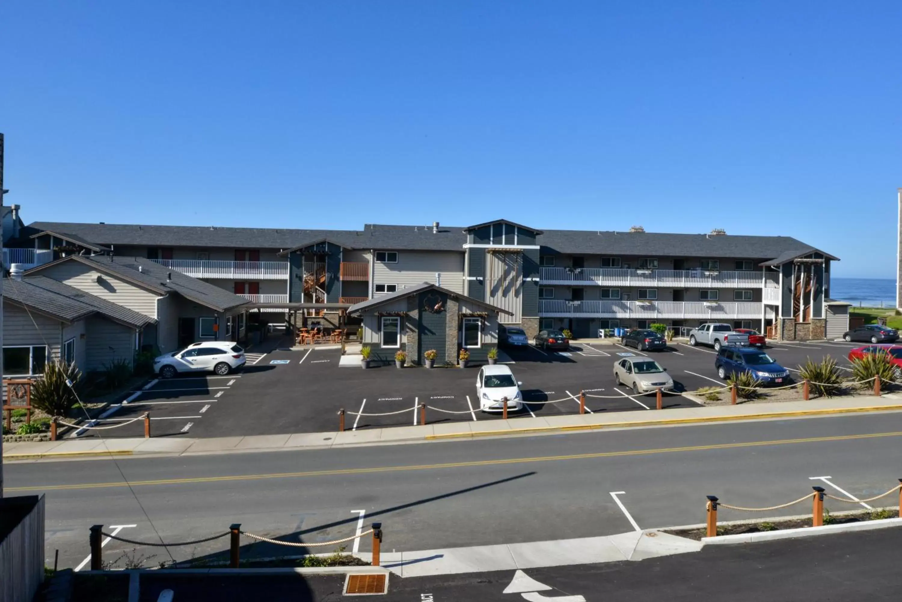 Property building in The Coho Oceanfront Lodge