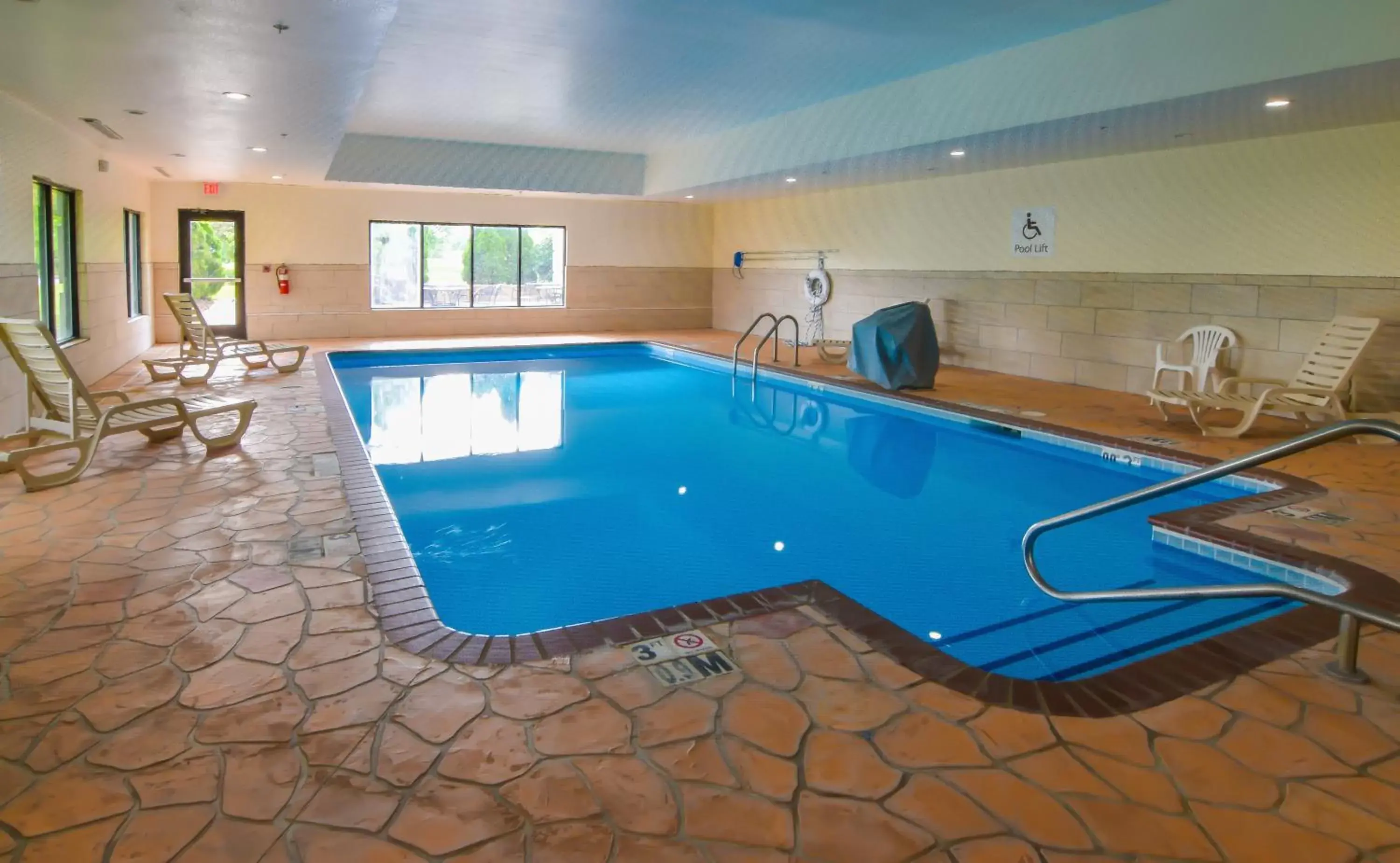 Swimming Pool in Holiday Inn Express & Suites - Indianapolis Northwest, an IHG Hotel