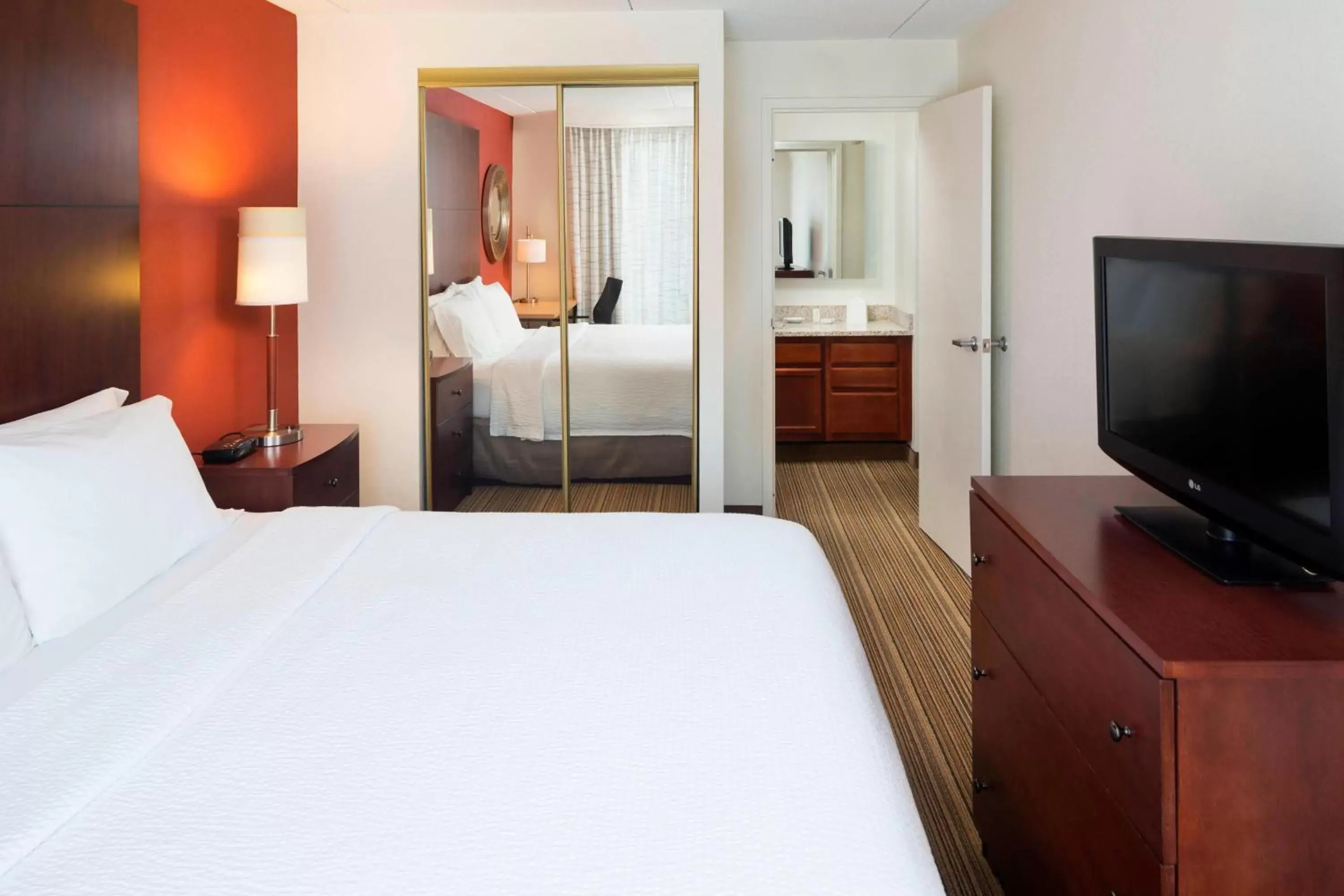 Bedroom, Bed in Residence Inn by Marriott Minneapolis Edina