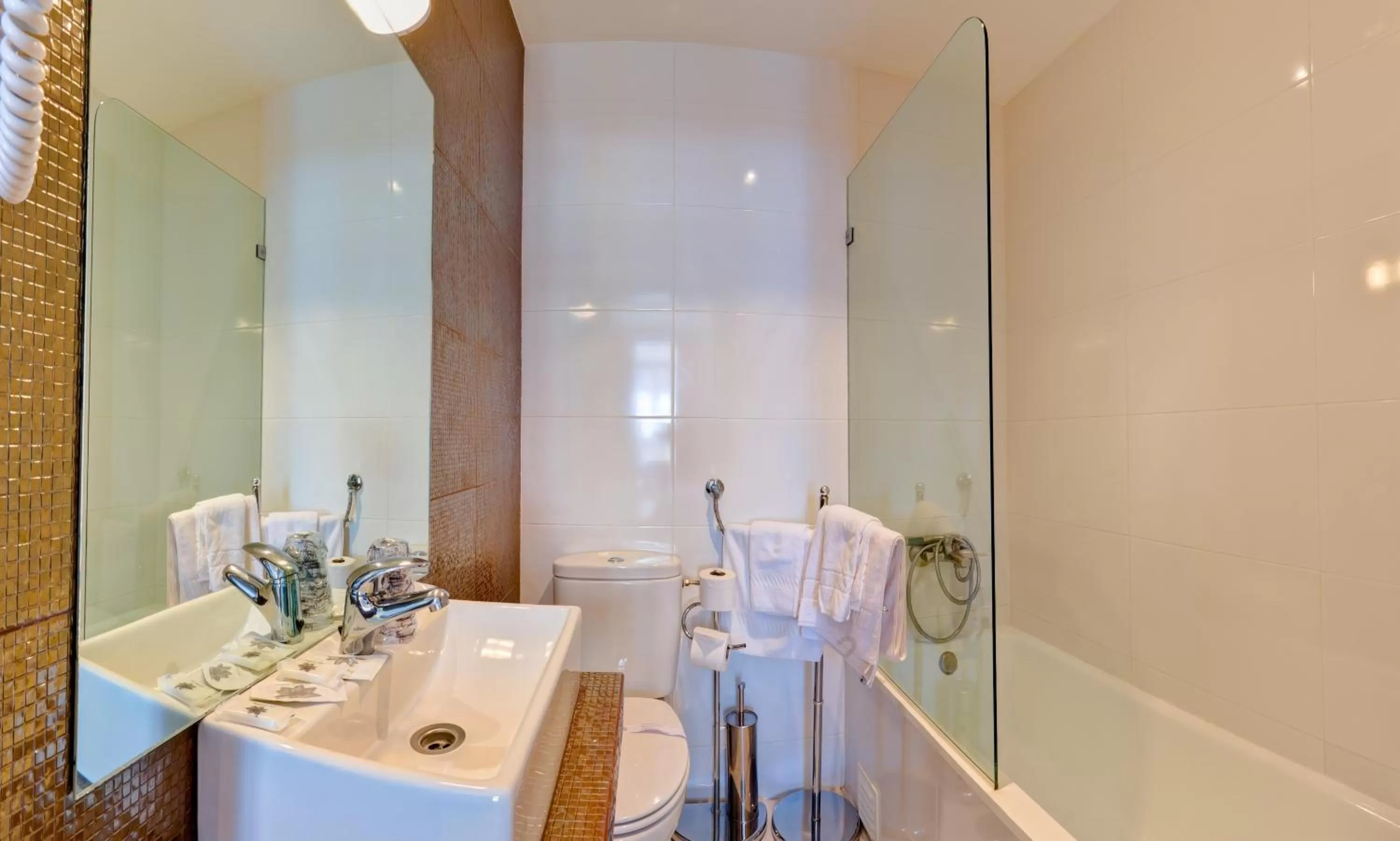 Bathroom in Hotel Duas Nações