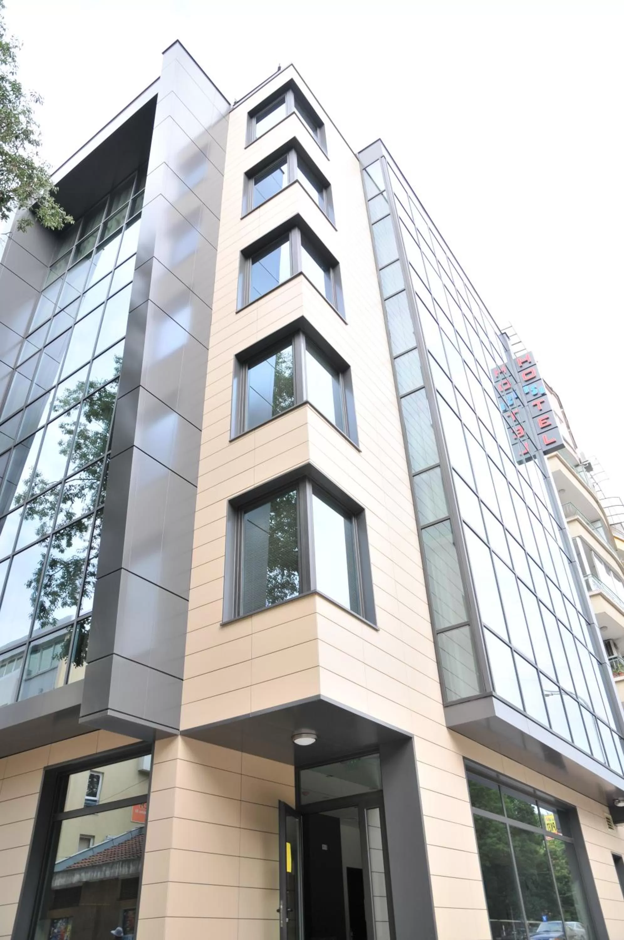 Hotel Burgas Free University