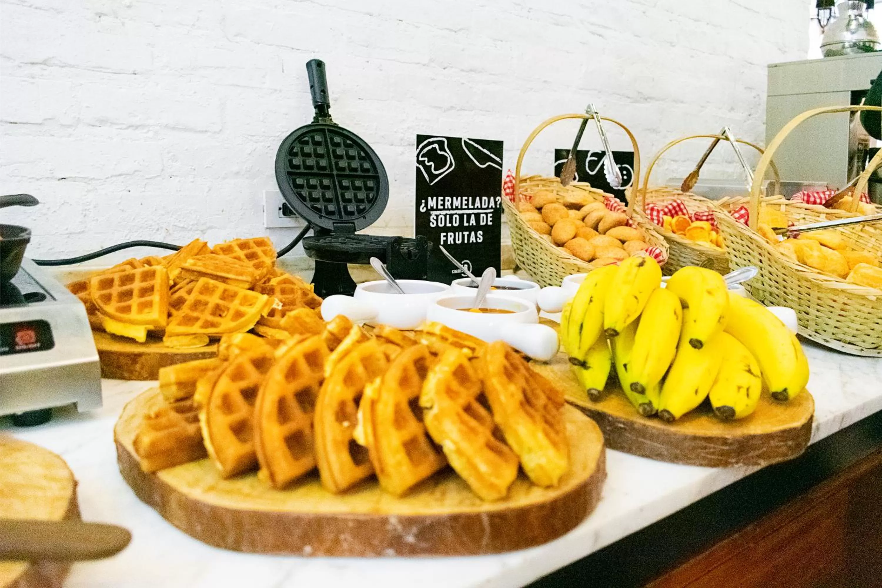 Buffet breakfast in Hotel B3 Virrey