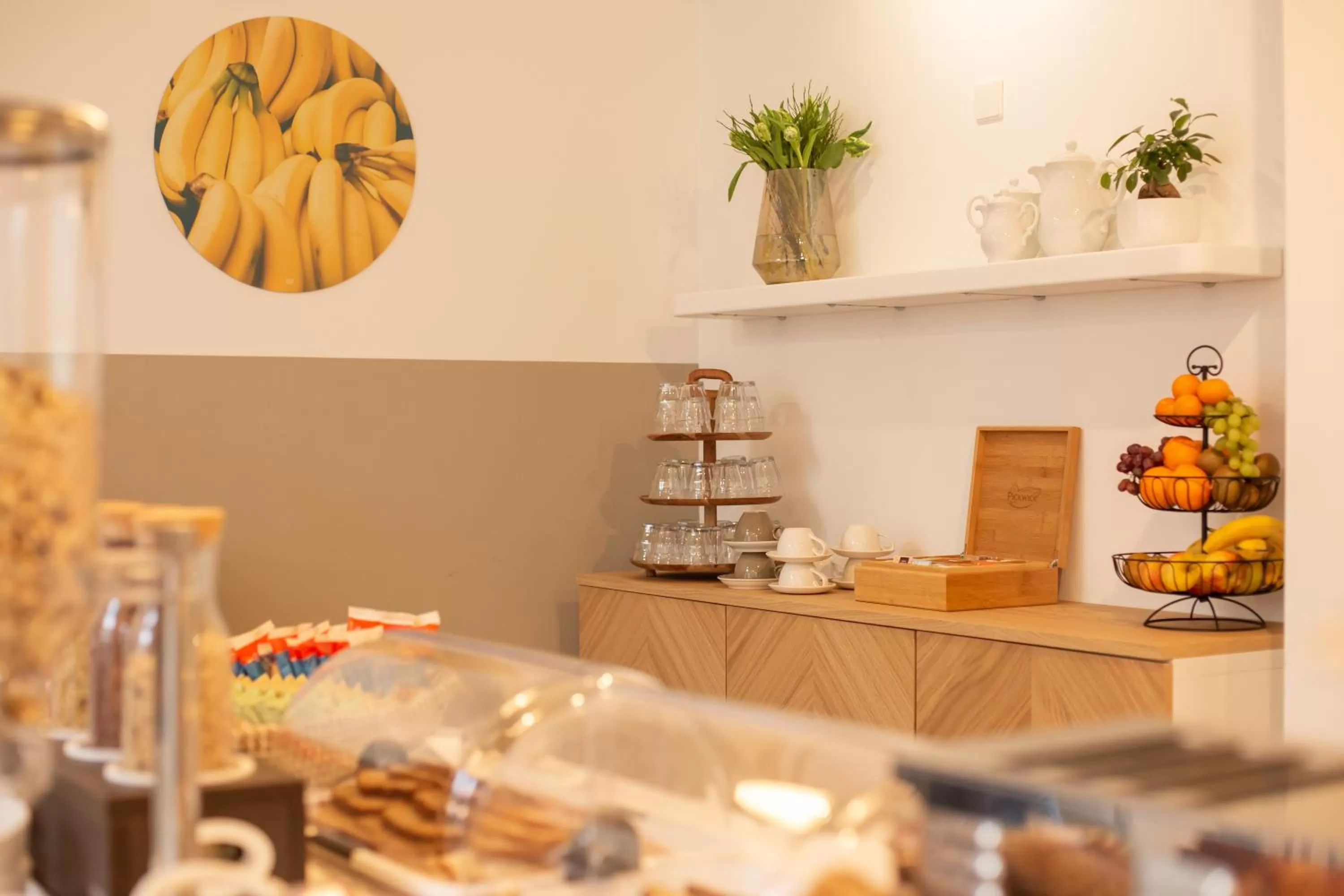 Restaurant/places to eat in Hotel Breitner