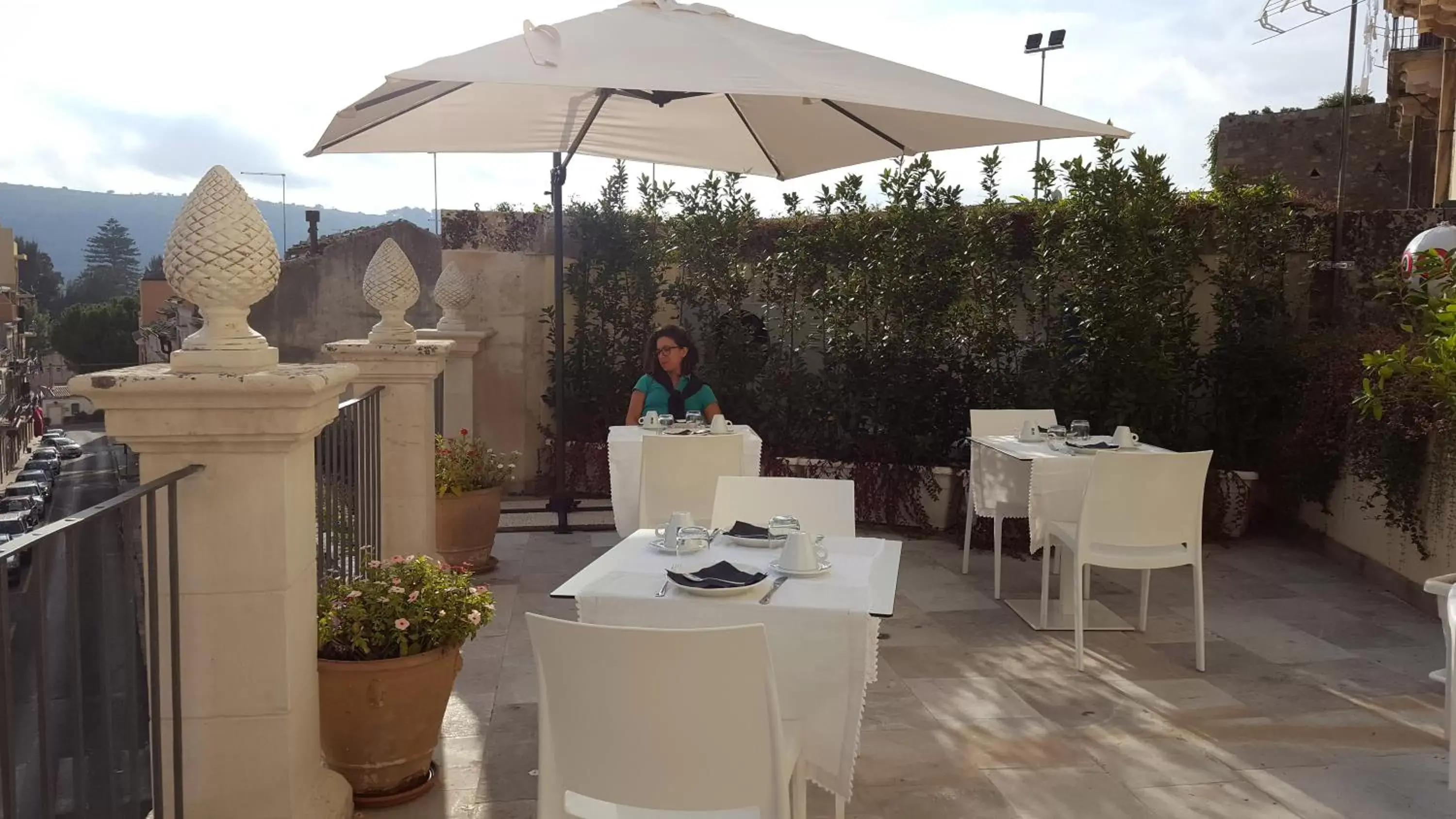 Balcony/Terrace, Restaurant/Places to Eat in Epoca - Camere con stile