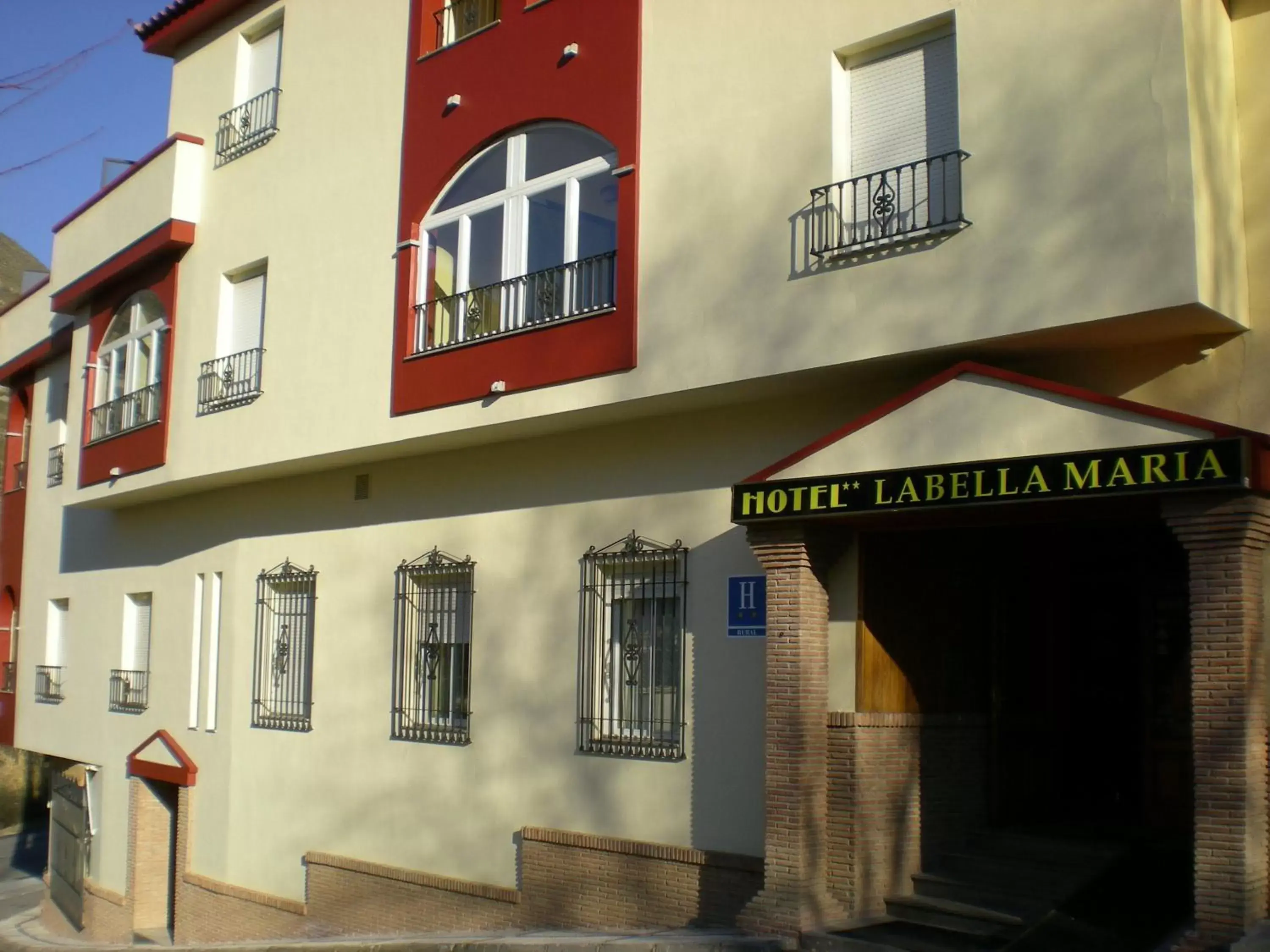 Facade/entrance, Property Building in Labella María