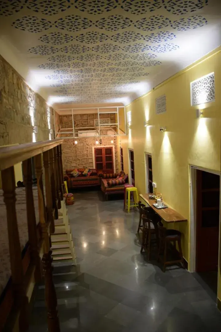 People, Restaurant/Places to Eat in Jaipur Jantar Hostel
