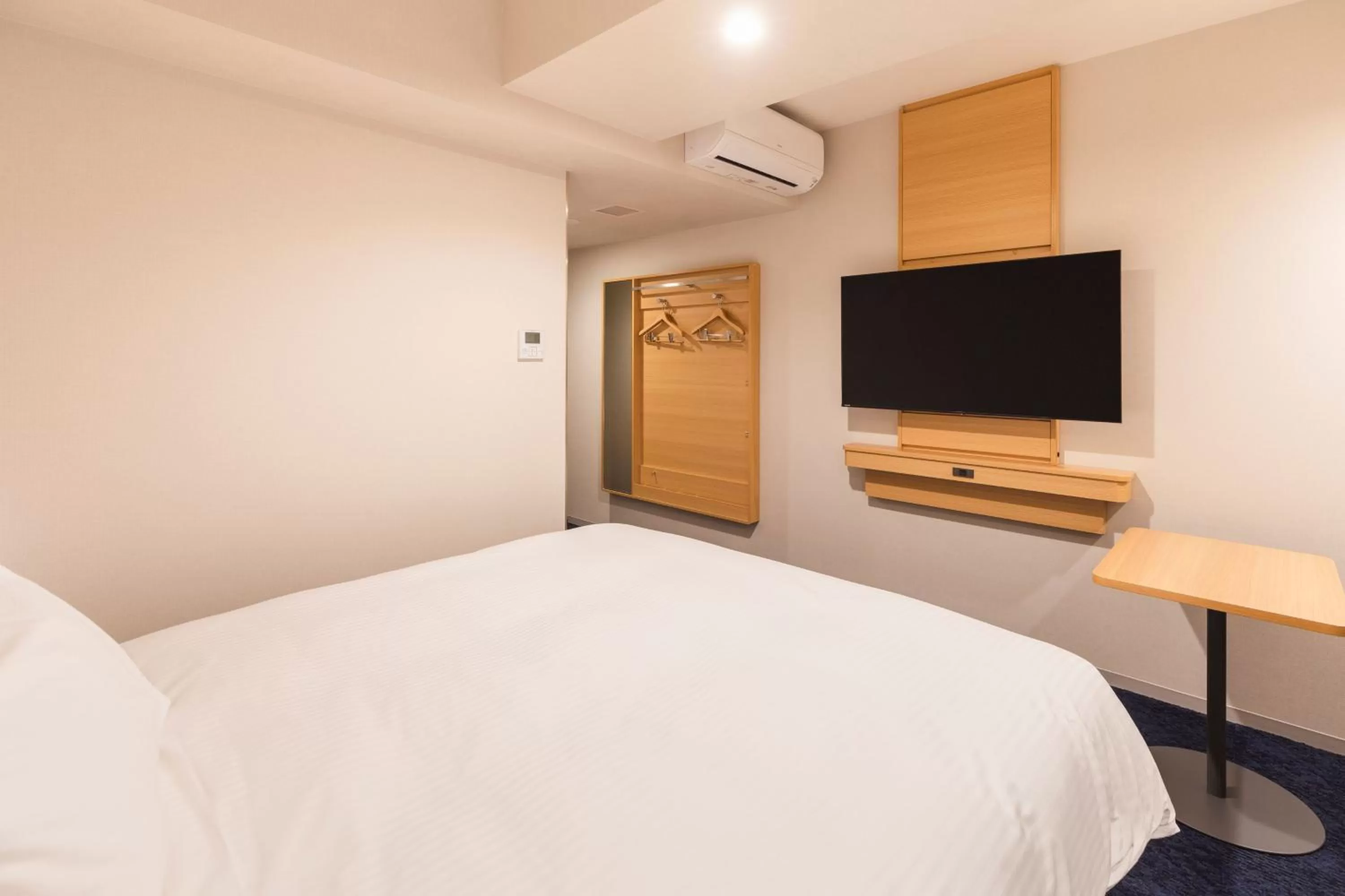 Deluxe Double Room - single occupancy - Non-Smoking in Sotetsu Fresa Inn Yodoyabashi