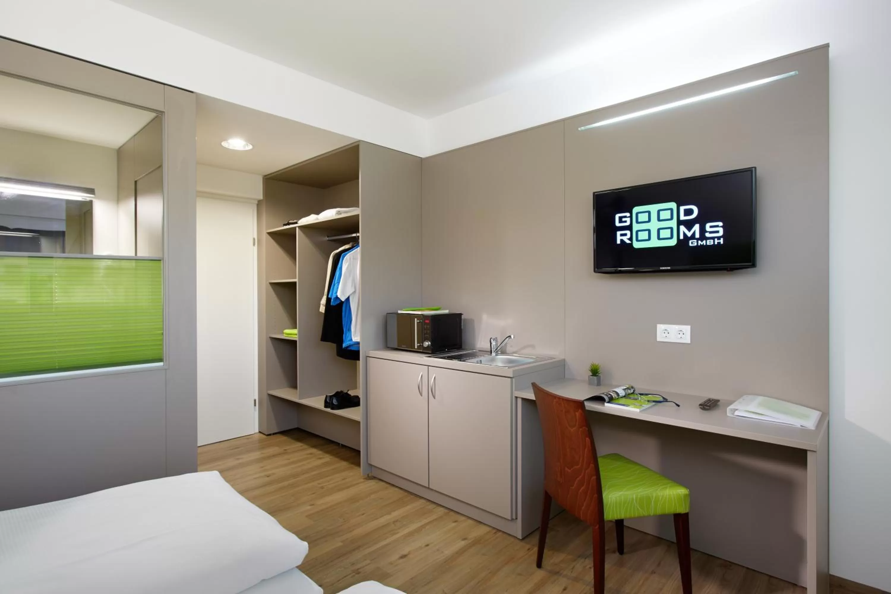 Bed in Good Rooms GmbH Guntramsdorf