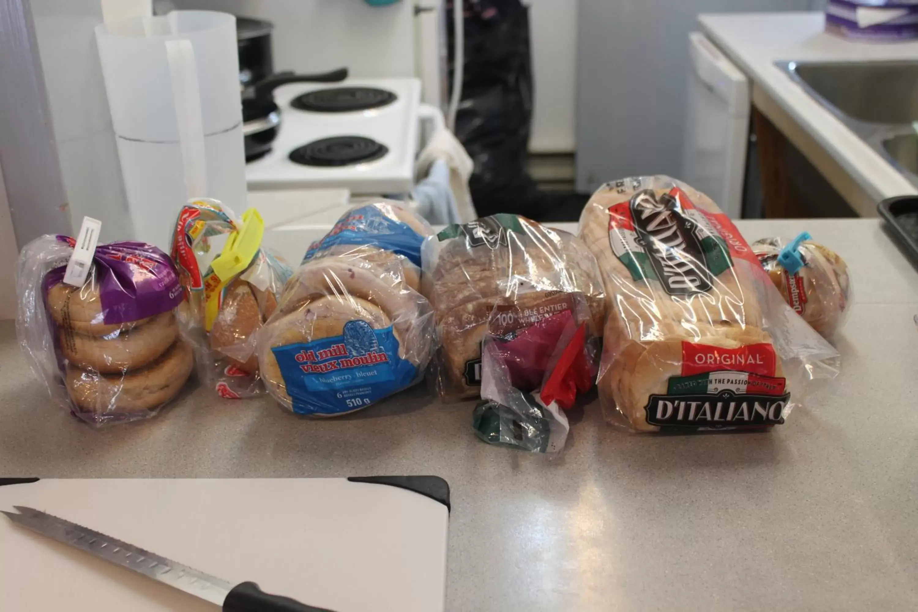 Continental breakfast in Leisure Inn