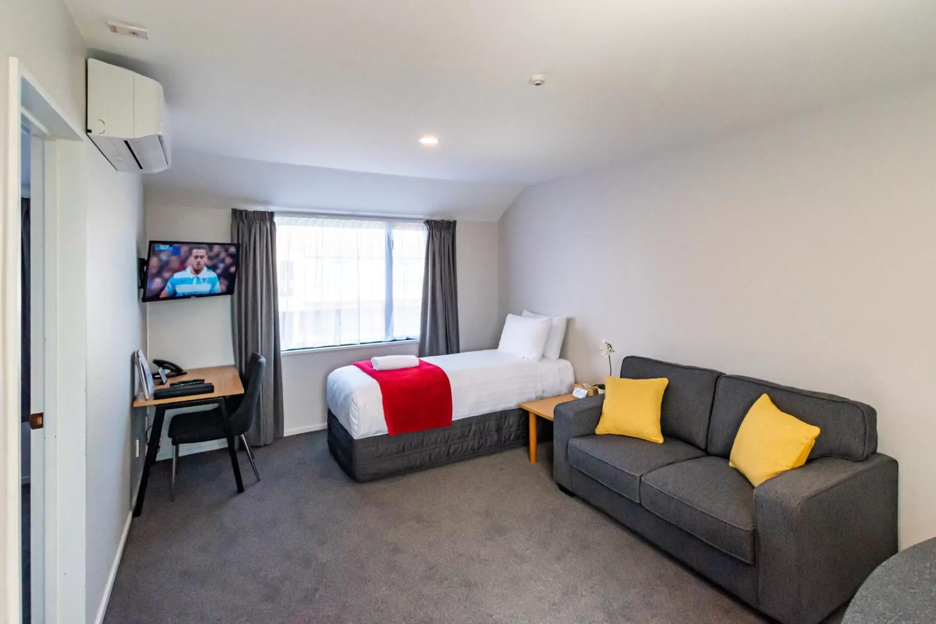 TV and multimedia in Riccarton Mall Motel