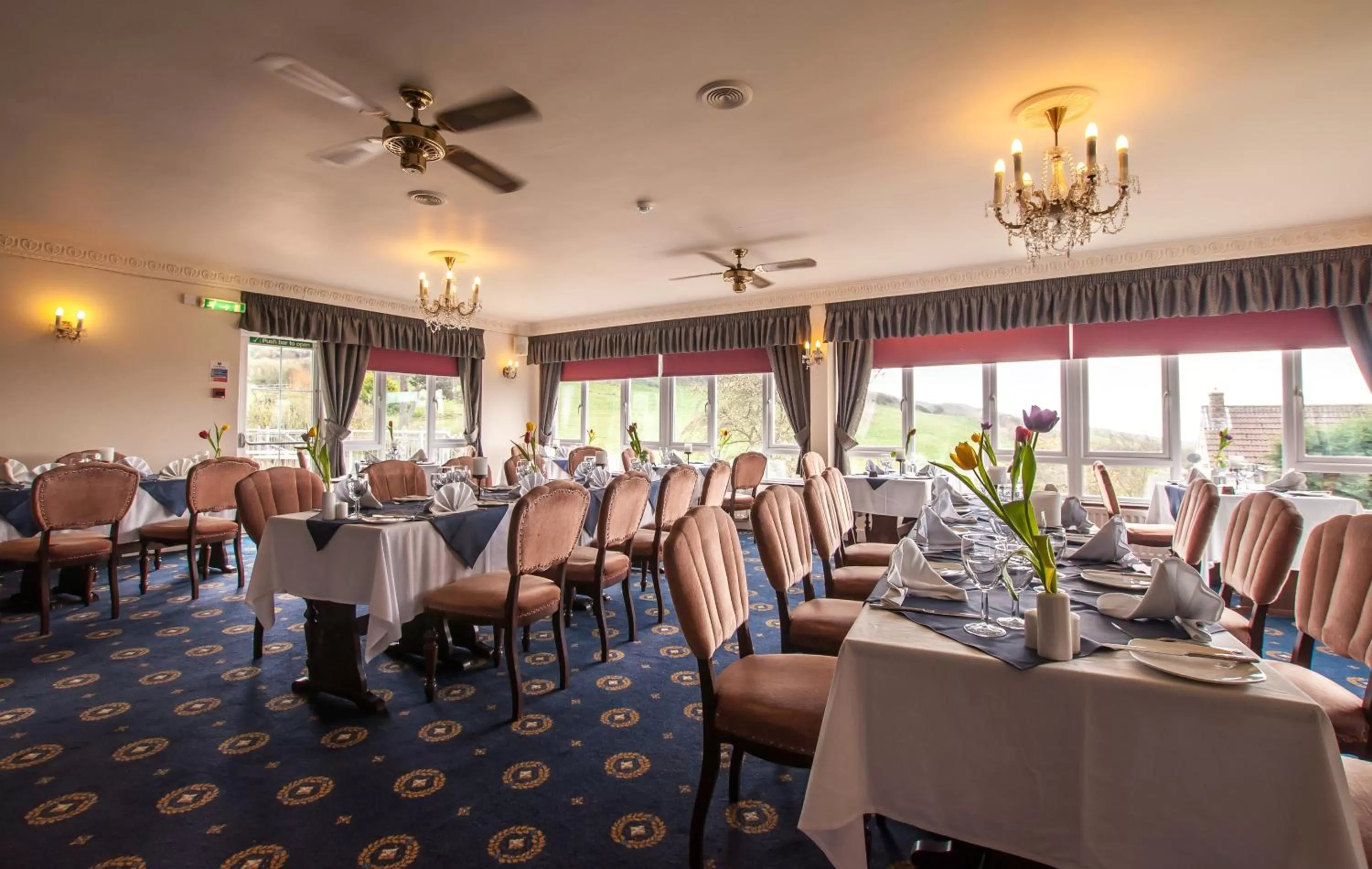Restaurant/places to eat in Eype's Mouth Country Hotel