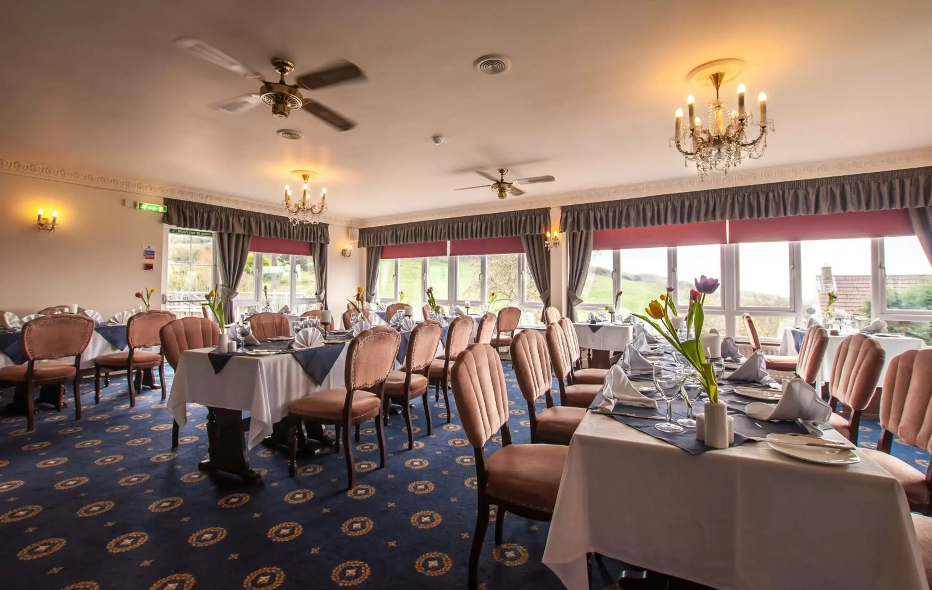Restaurant/Places to Eat in Eype's Mouth Country Hotel