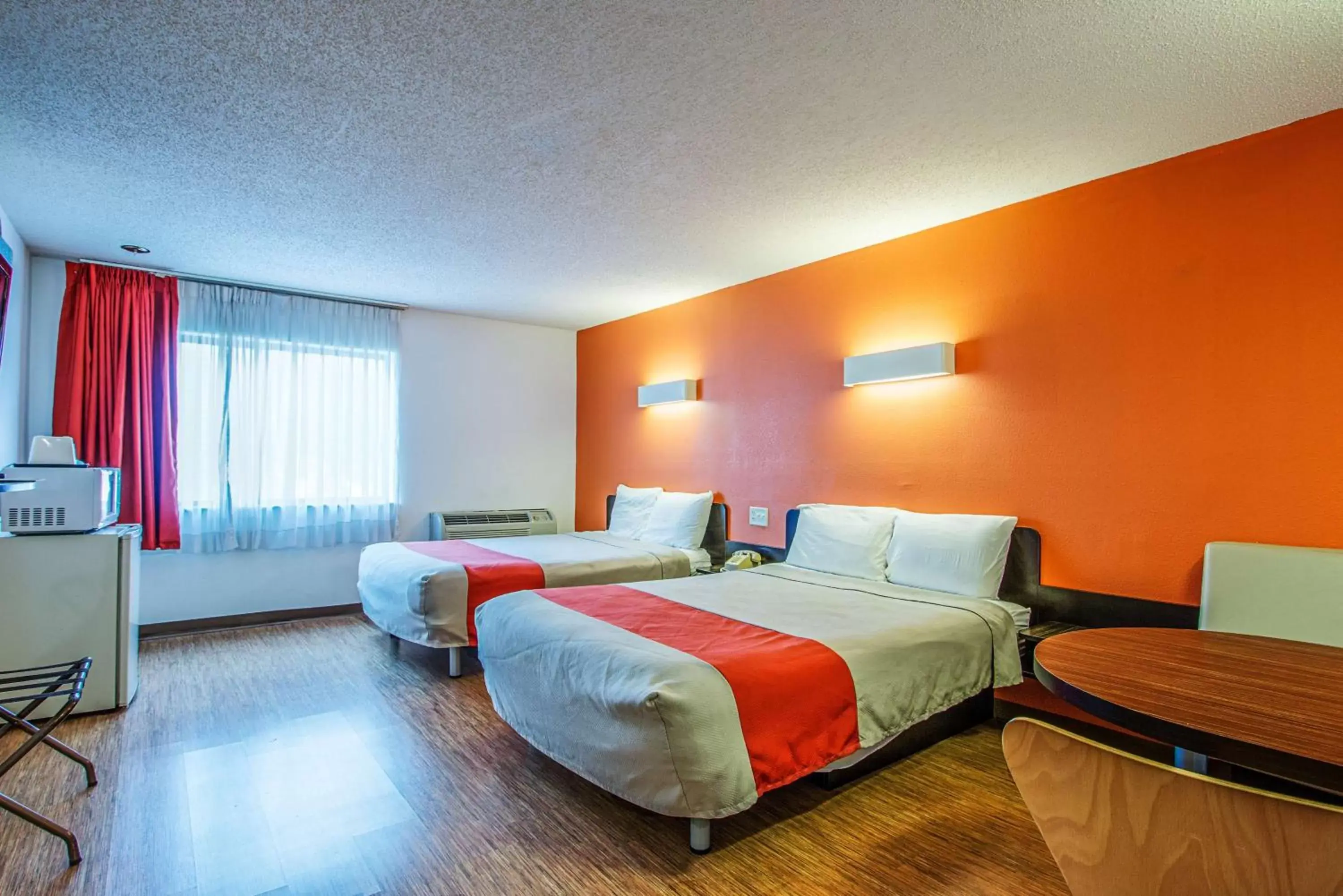 Photo of the whole room, Room Photo in Motel 6-Wisconsin Rapids, WI