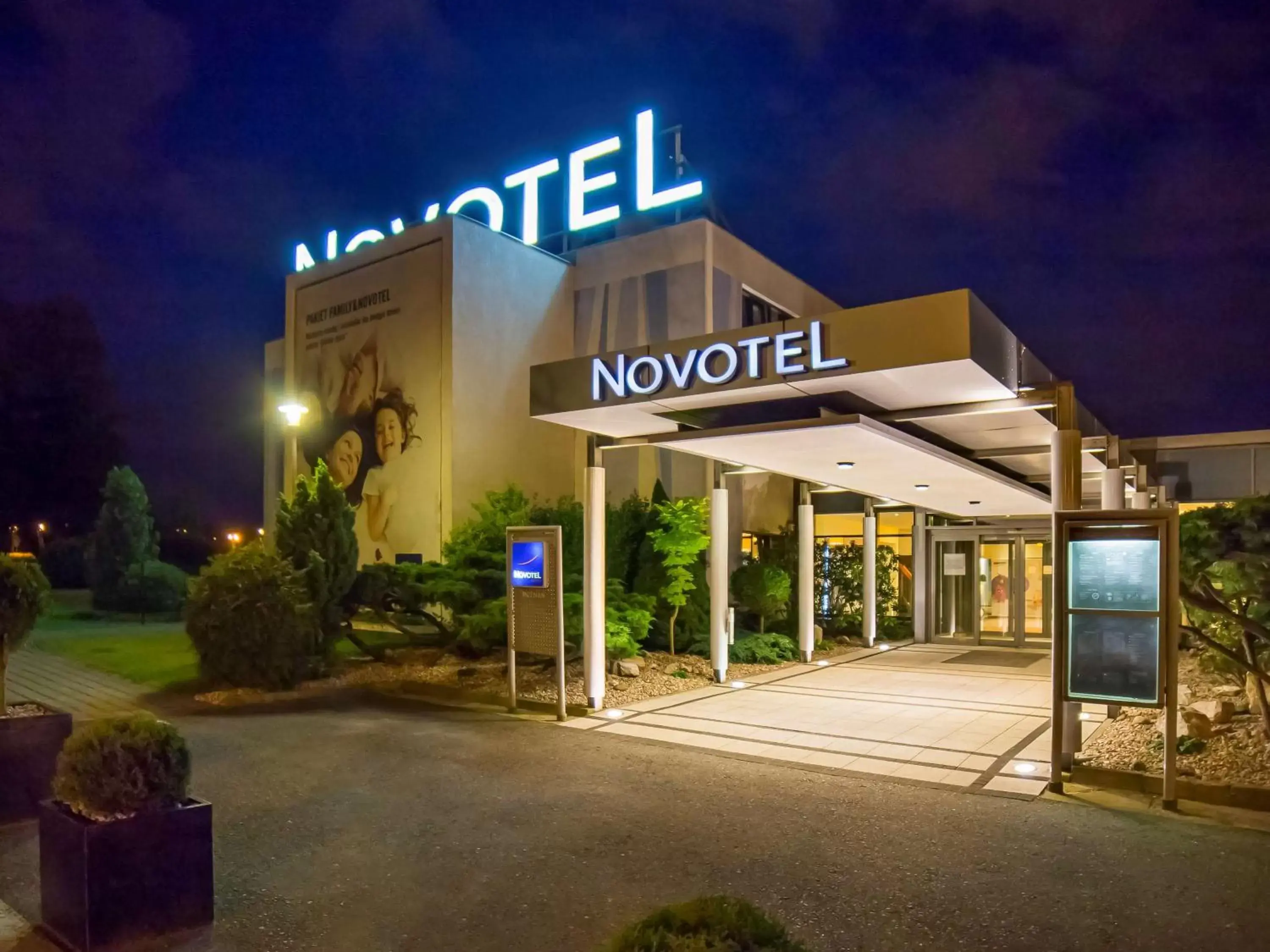 Property building in Novotel Poznań Malta