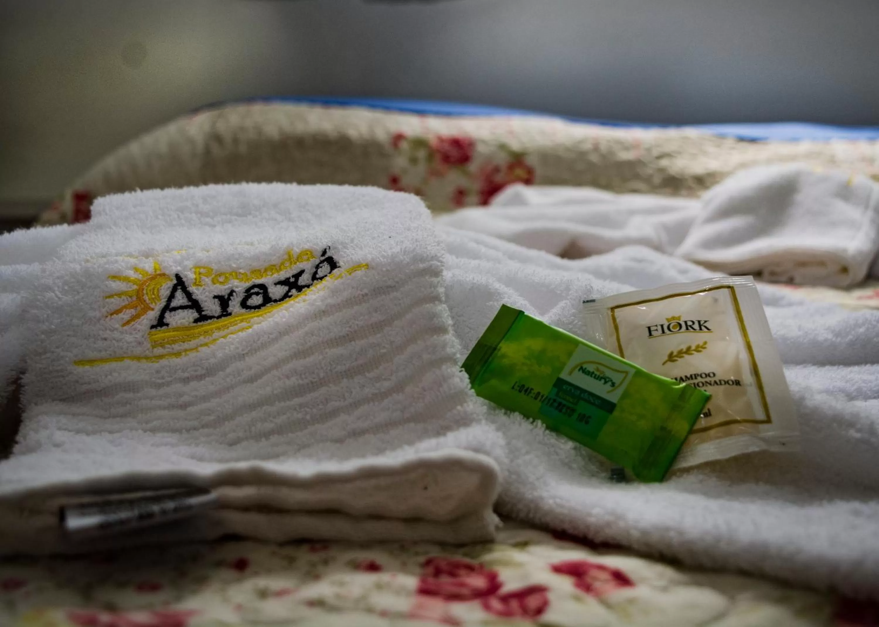 Bed in Pousada Araxá