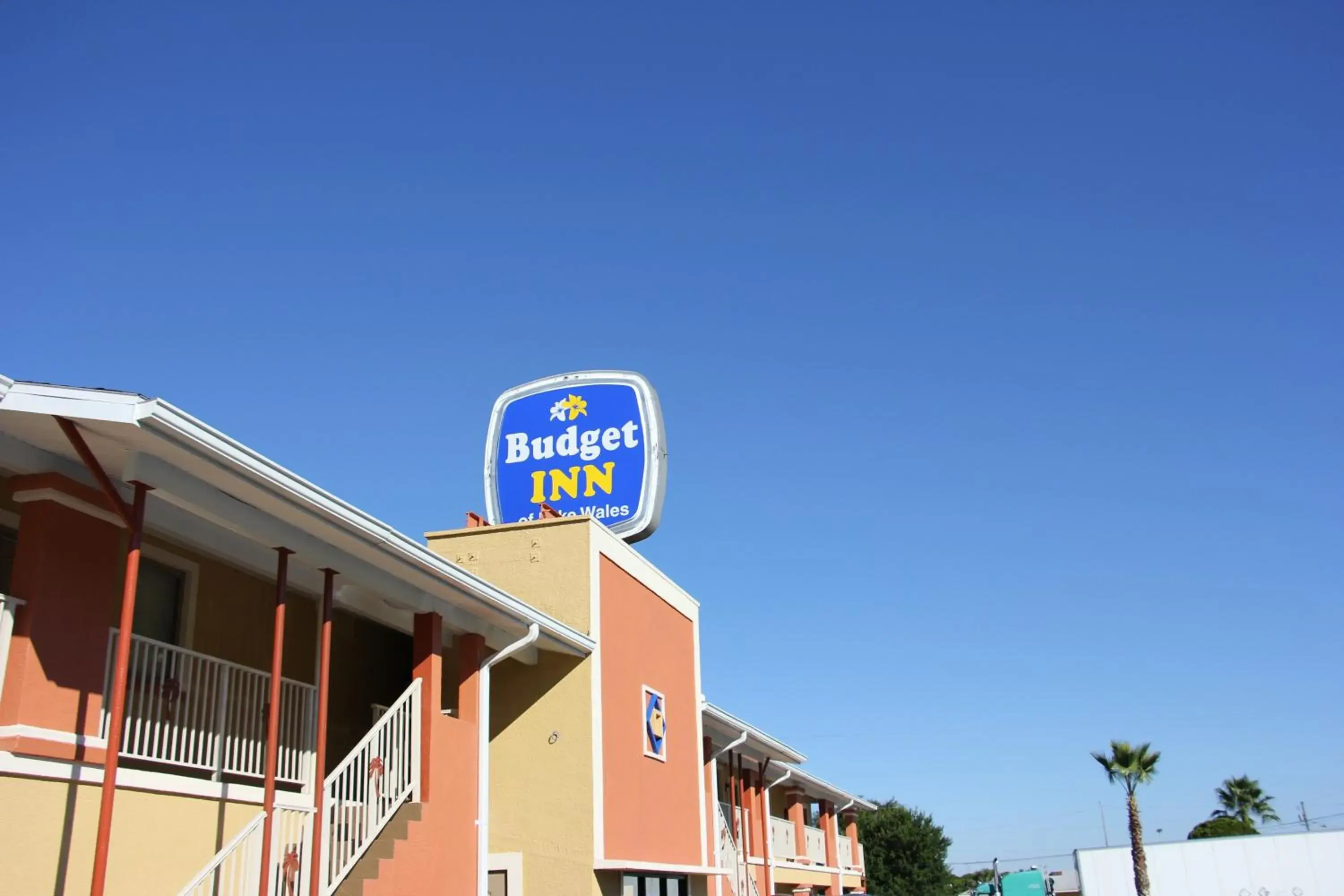 Bird's eye view, Property Building in Budget Inn Lake Wales