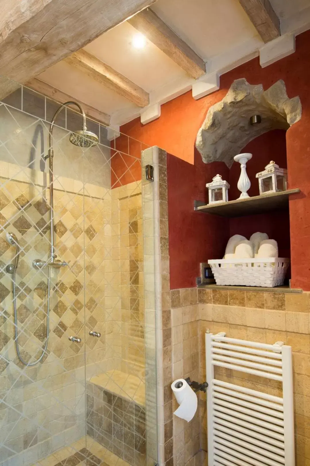 Bathroom in Villa Dacia