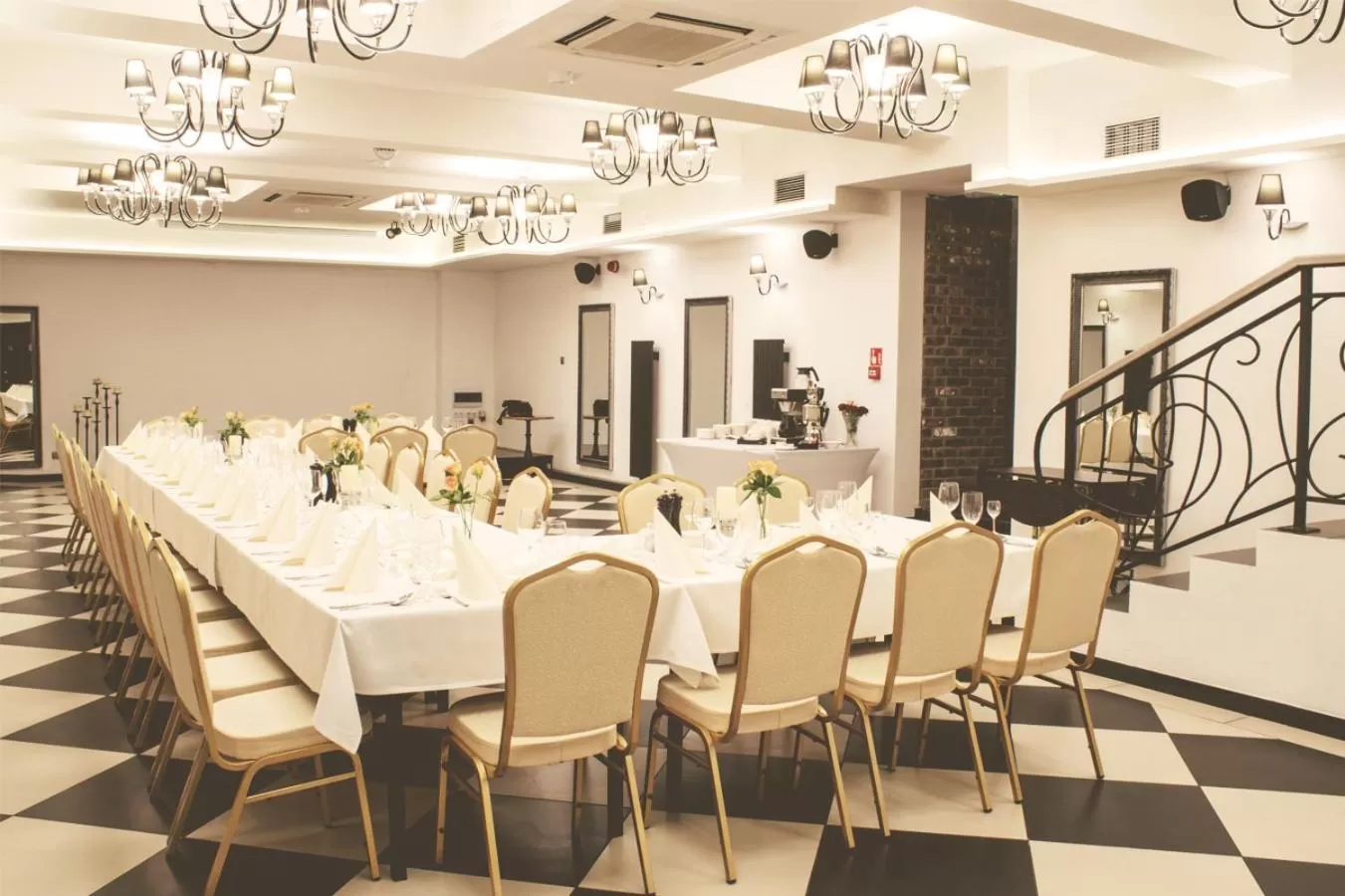 Restaurant/places to eat in Hotel Centrum Sosnowiec