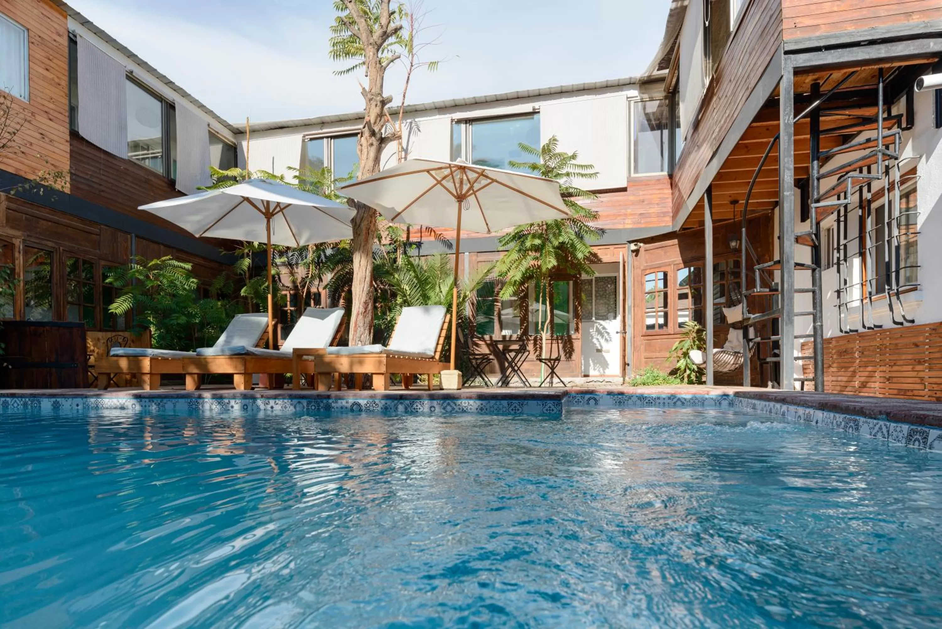 Swimming pool in Verde Madera Hostel B&B