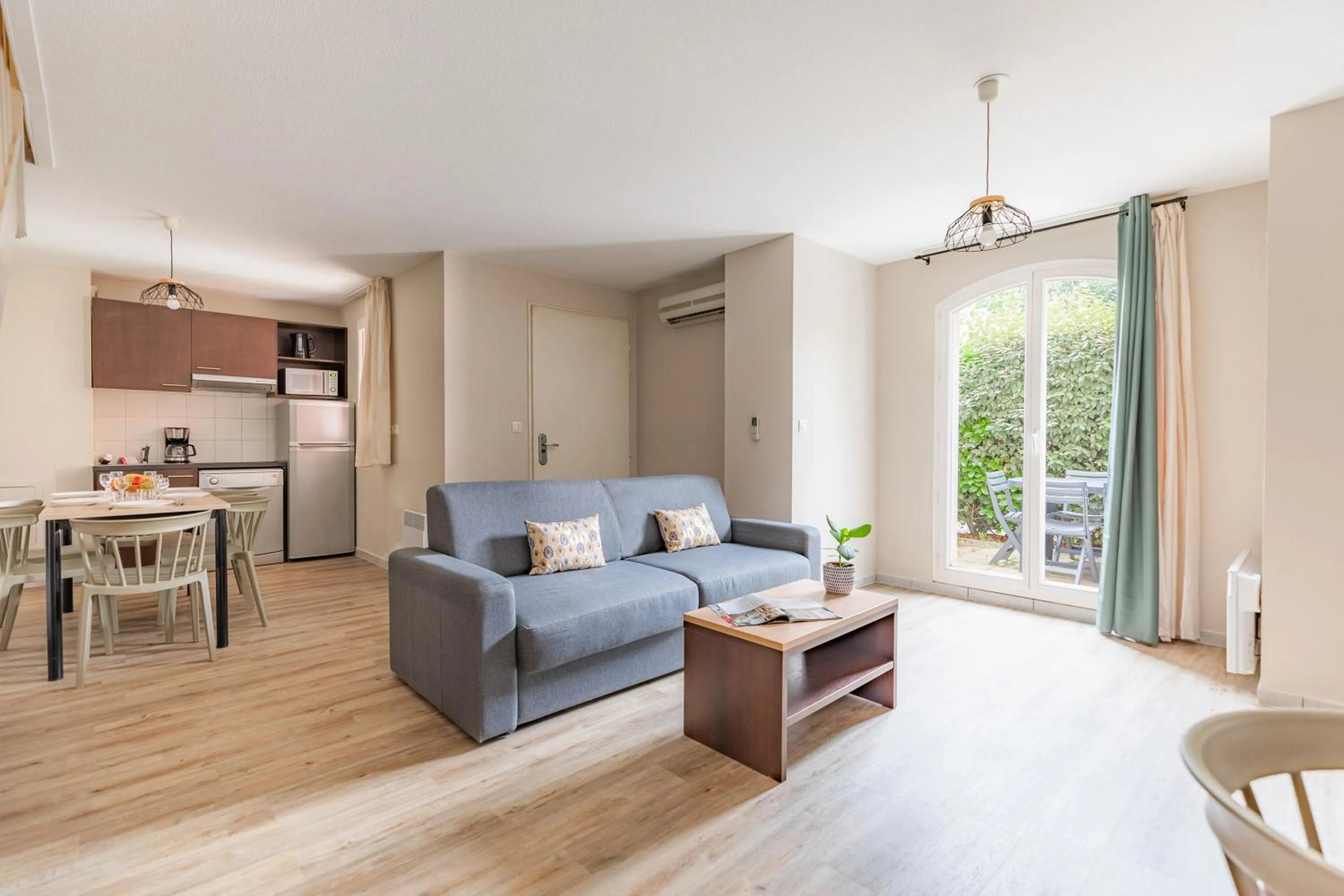 Kitchen or kitchenette in Appart'City Classic Toulouse Colomiers