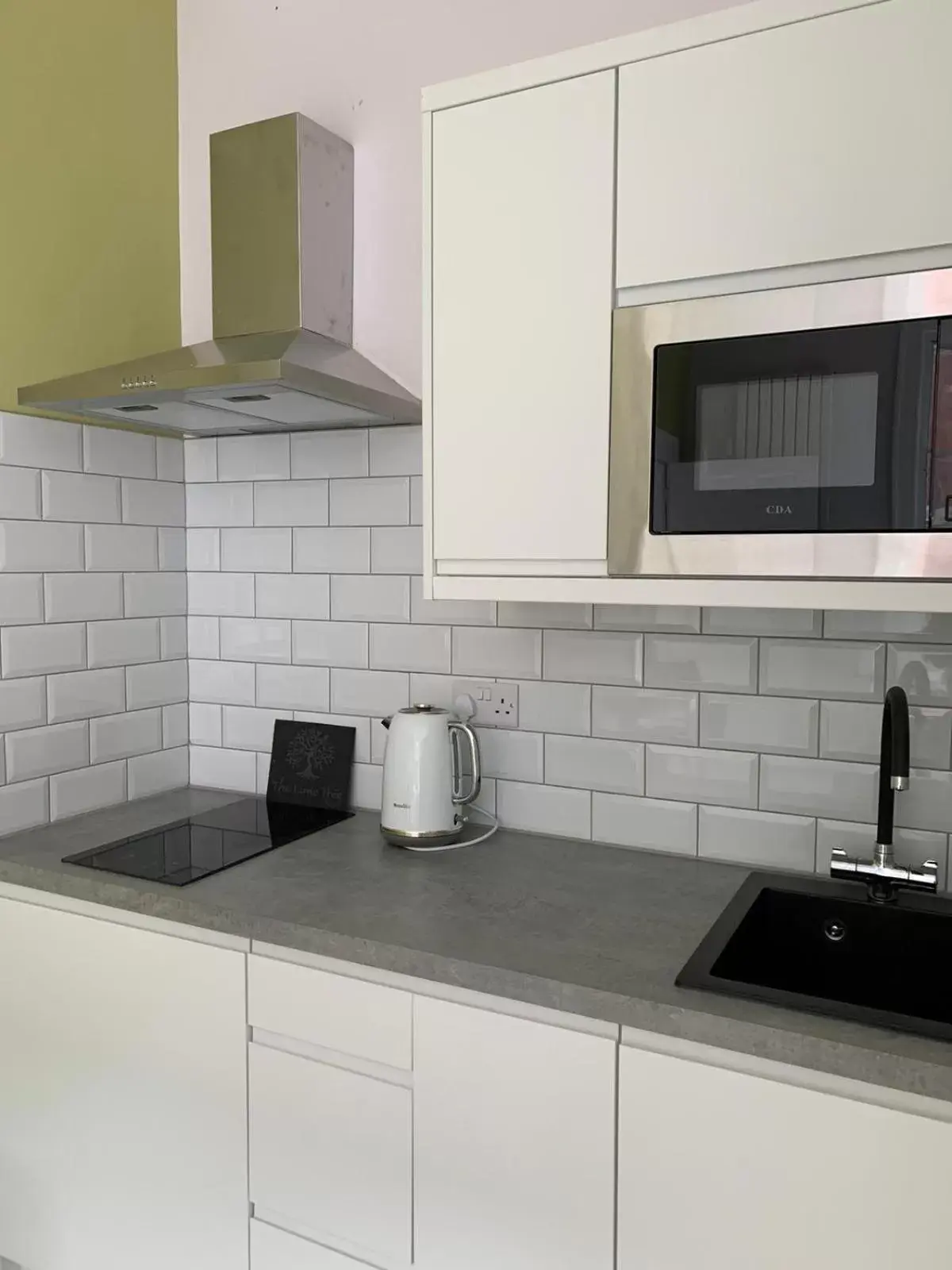 Kitchen or kitchenette, Kitchen/Kitchenette in Winckley Square Residences