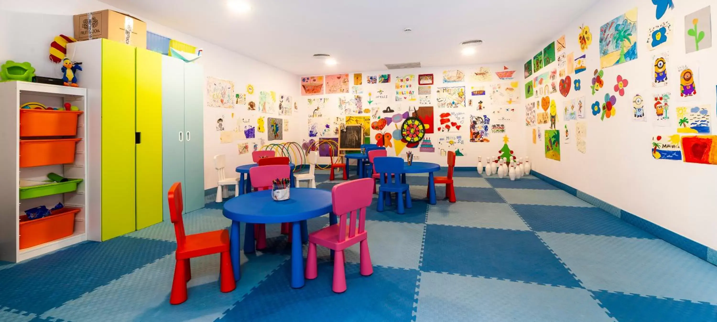 Game Room, Kid's Club in Globales Mimosa