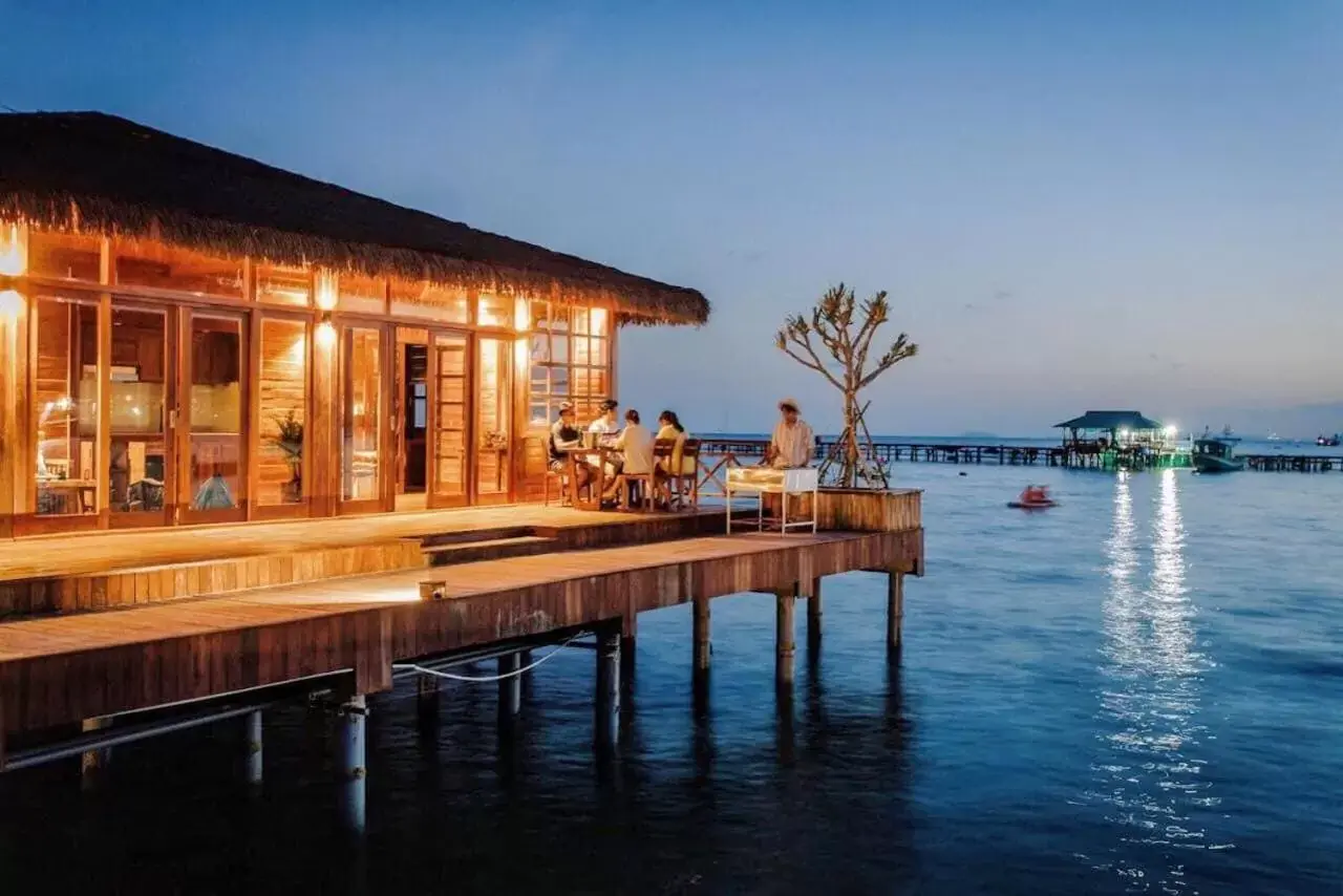 The dawn Rocks Beach villa in Rocks Beach Boutique The dawn Rocks Beach villa in Rocks Beach Boutique