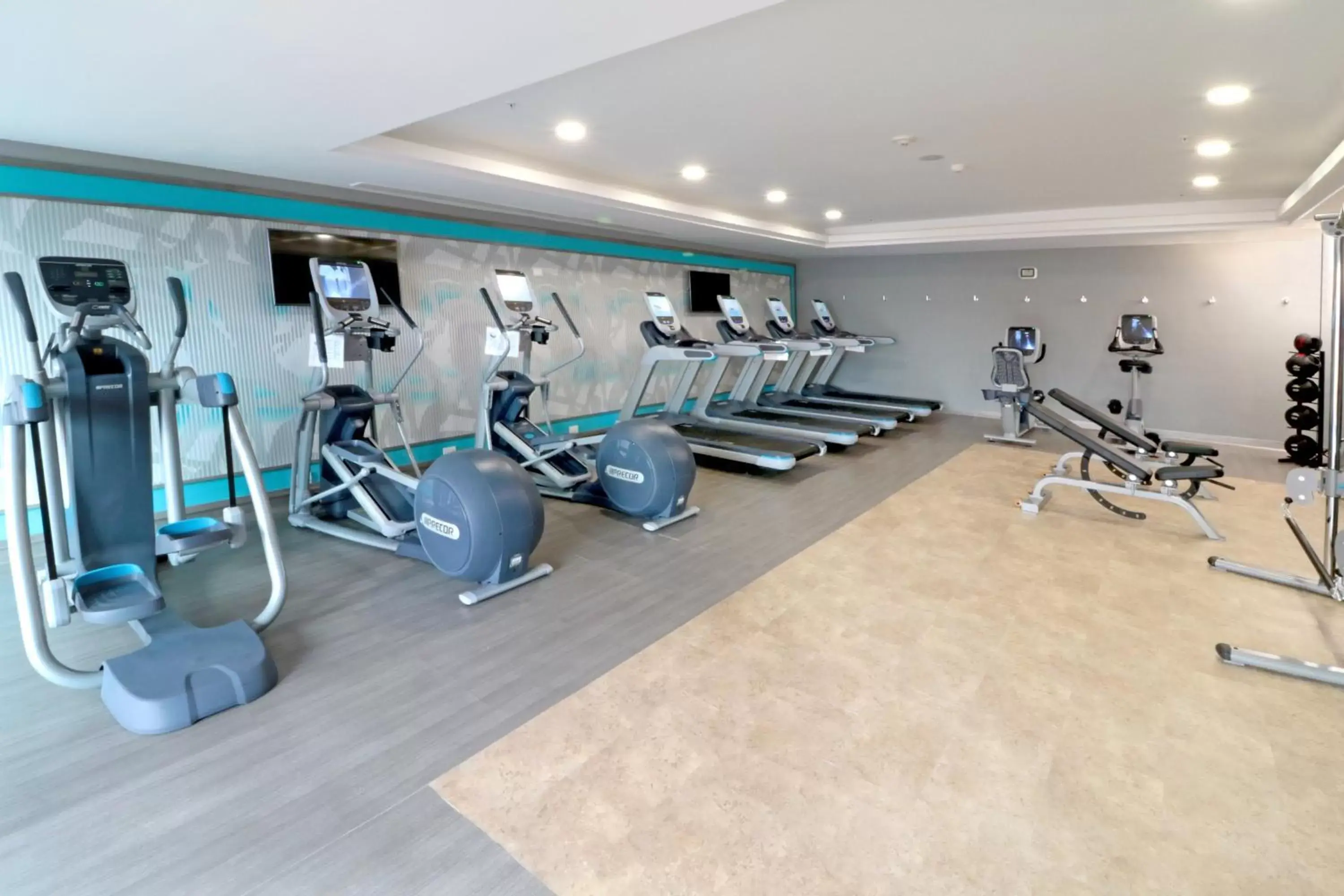 Fitness centre/facilities, Fitness Center/Facilities in Crowne Plaza Monterrey Aeropuerto, an IHG Hotel