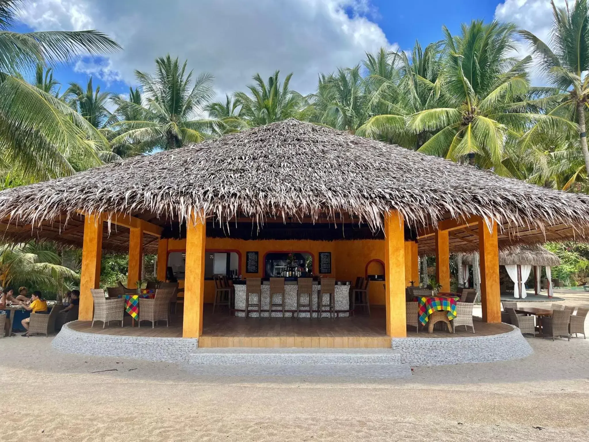 Restaurant/places to eat in Coco Grove Beach Resort, Siquijor Island Restaurant/places to eat in Coco Grove Beach Resort, Siquijor Island