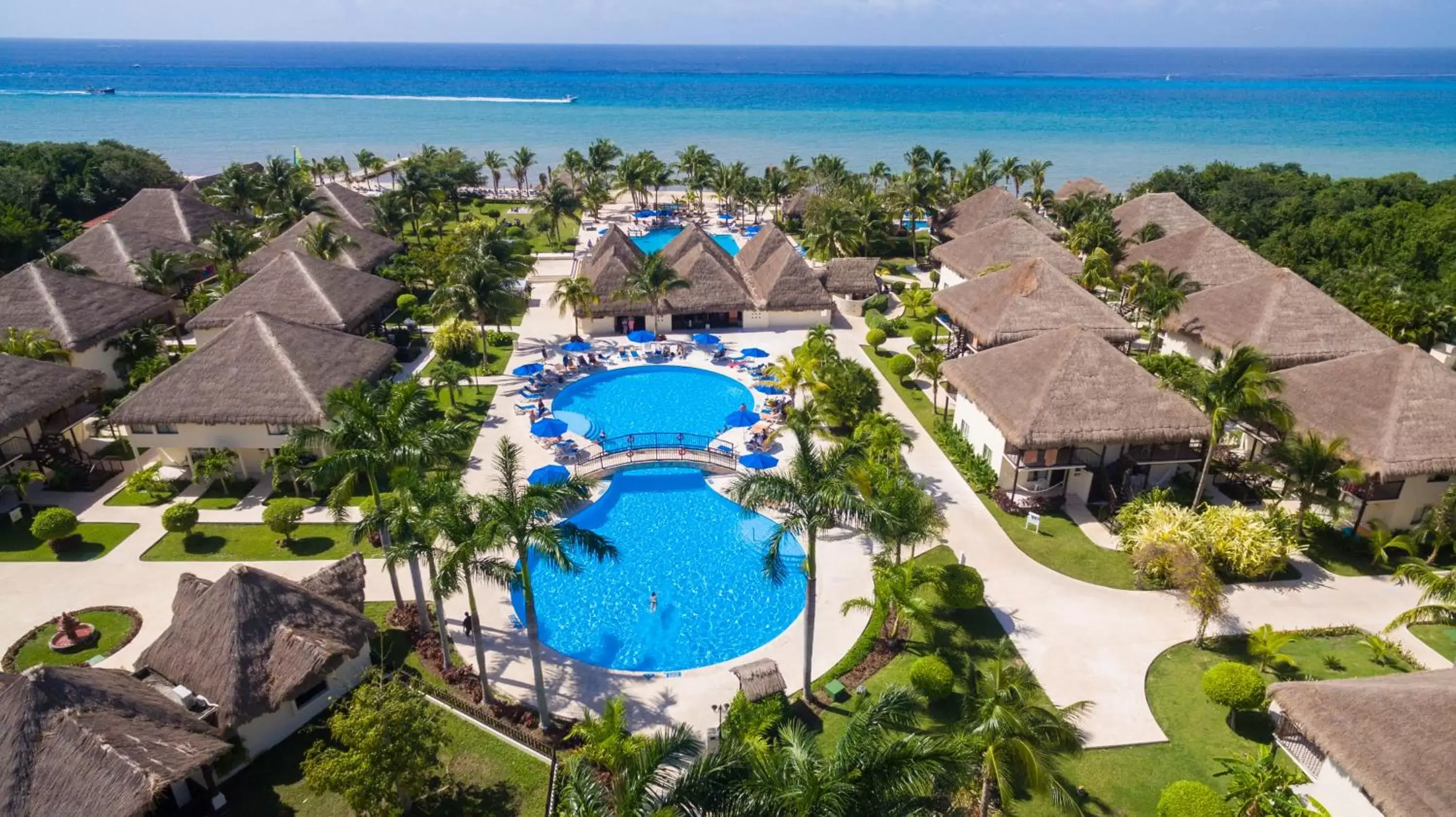 Swimming pool, Bird's-eye View in Allegro Cozumel All-Inclusive