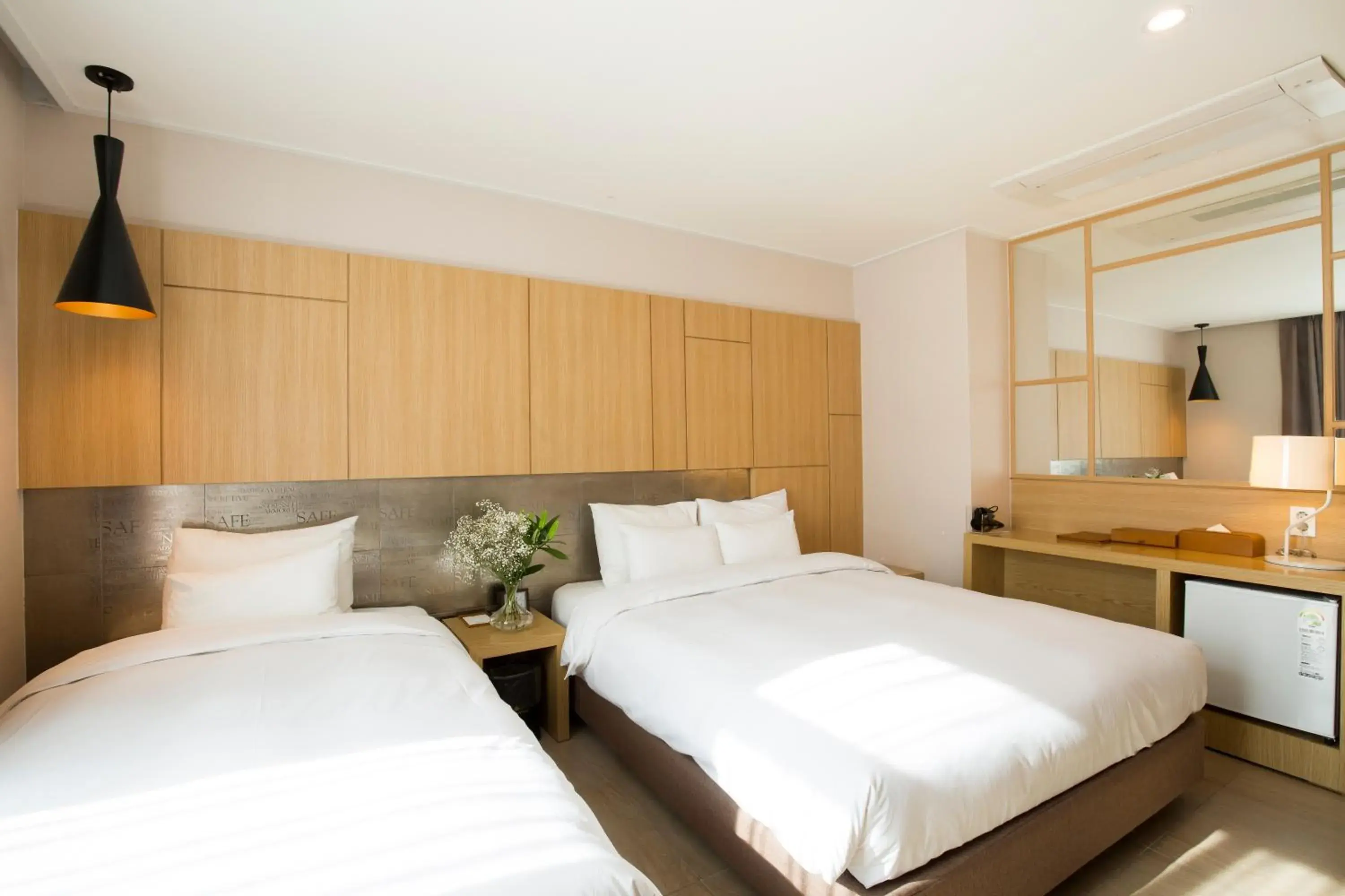 Bedroom, Bed in Hotel Nafore