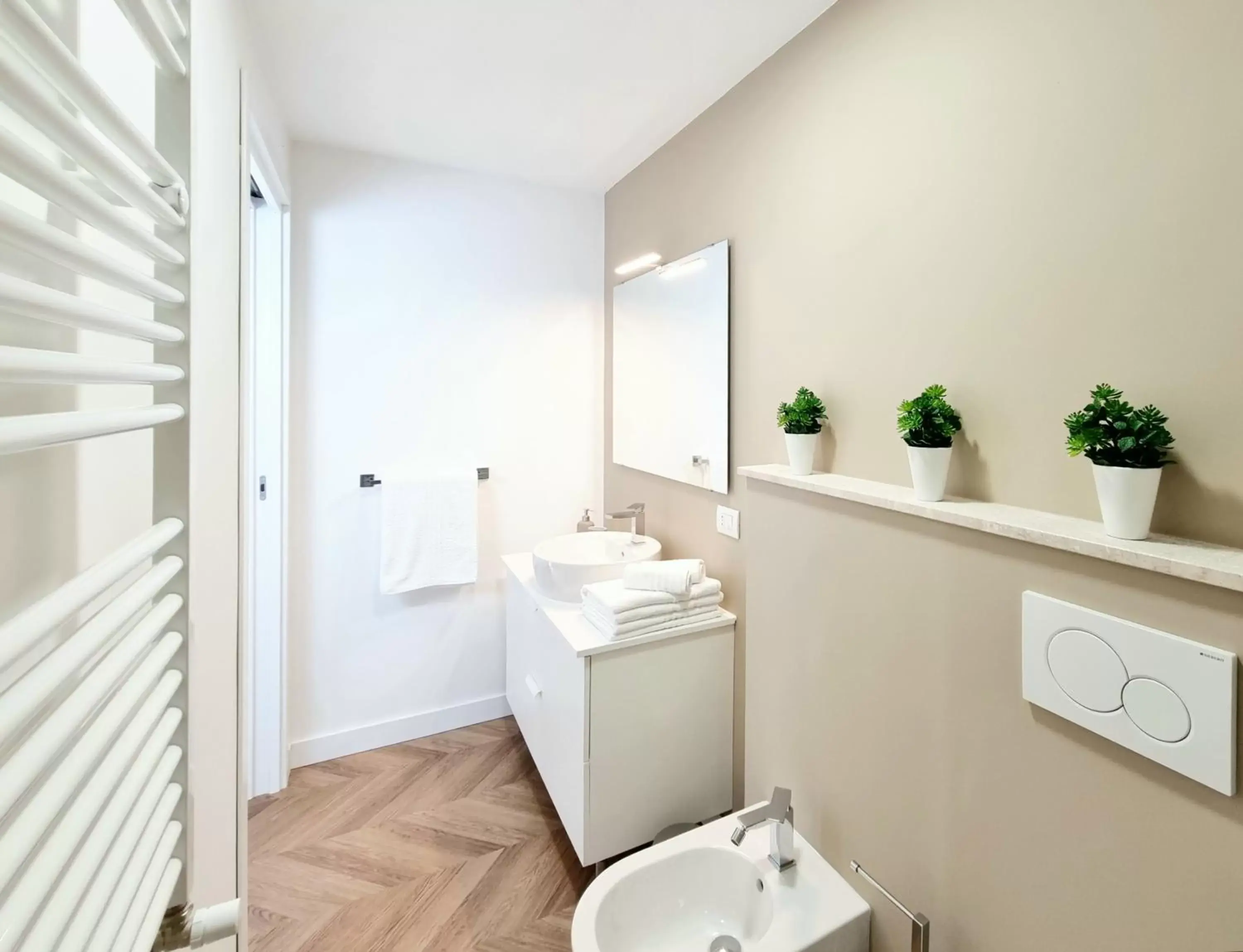 Toilet, Bathroom in Glamour Suite Cagliari