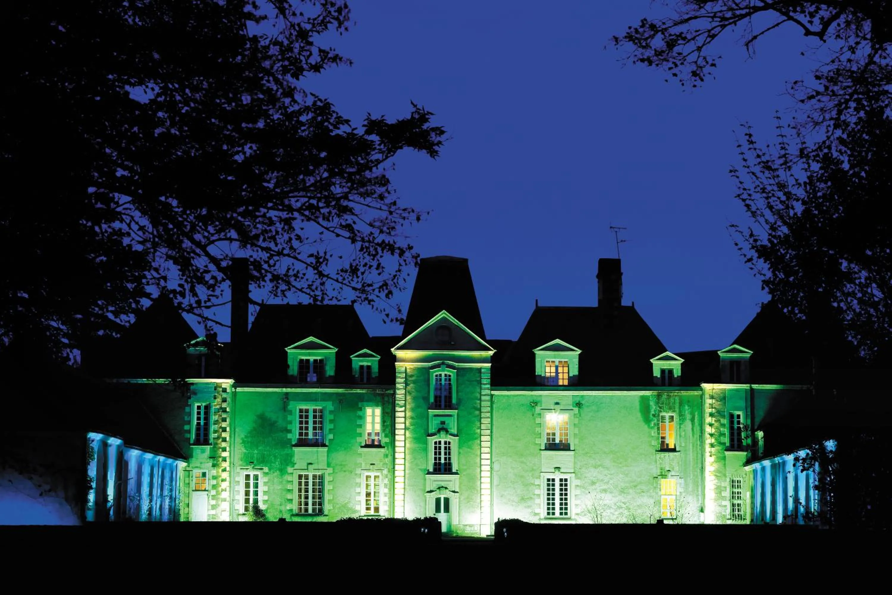 Facade/entrance in Le Domaine des Lys