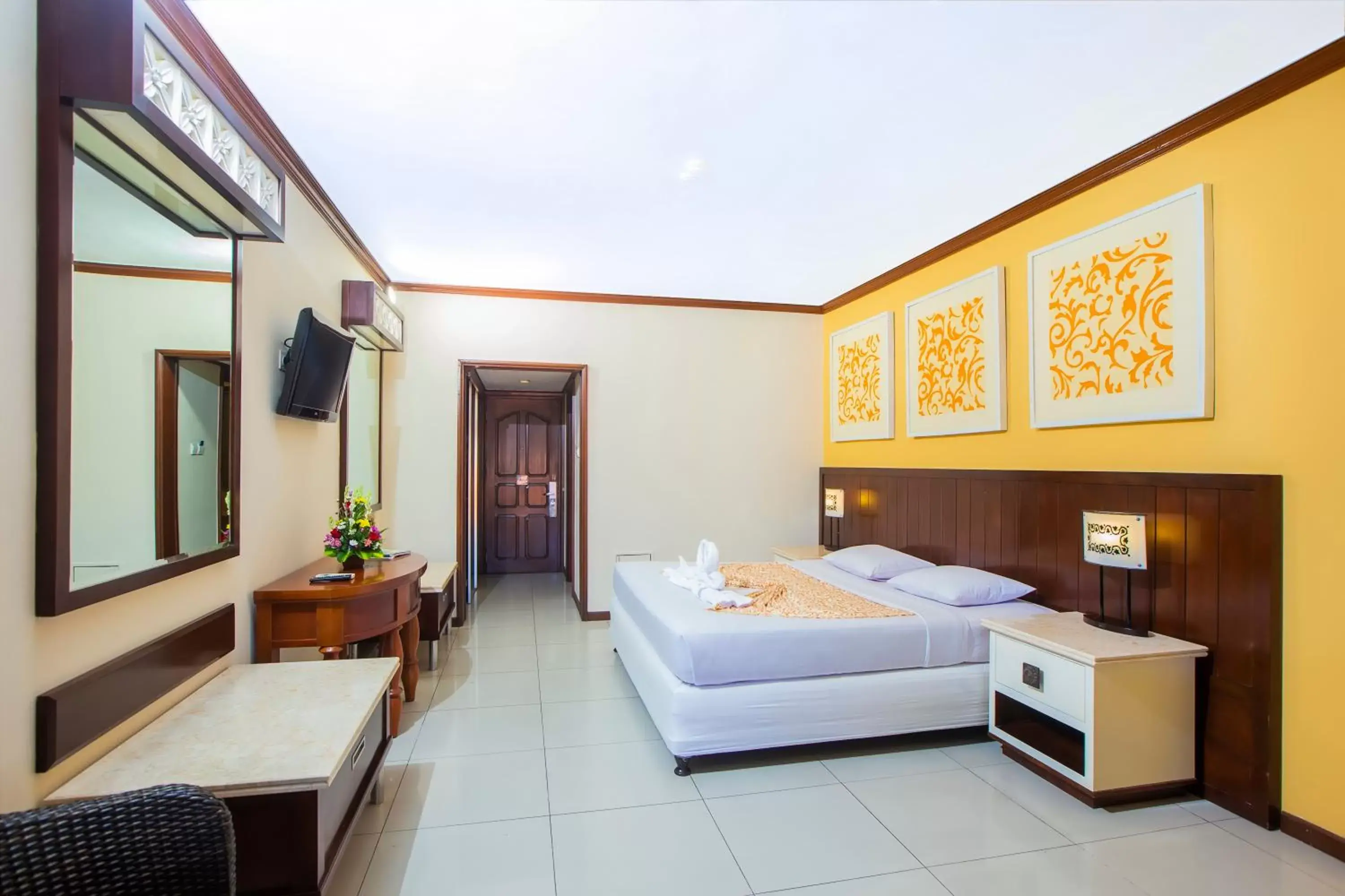 Bedroom, Bed in Bali Garden Beach Resort
