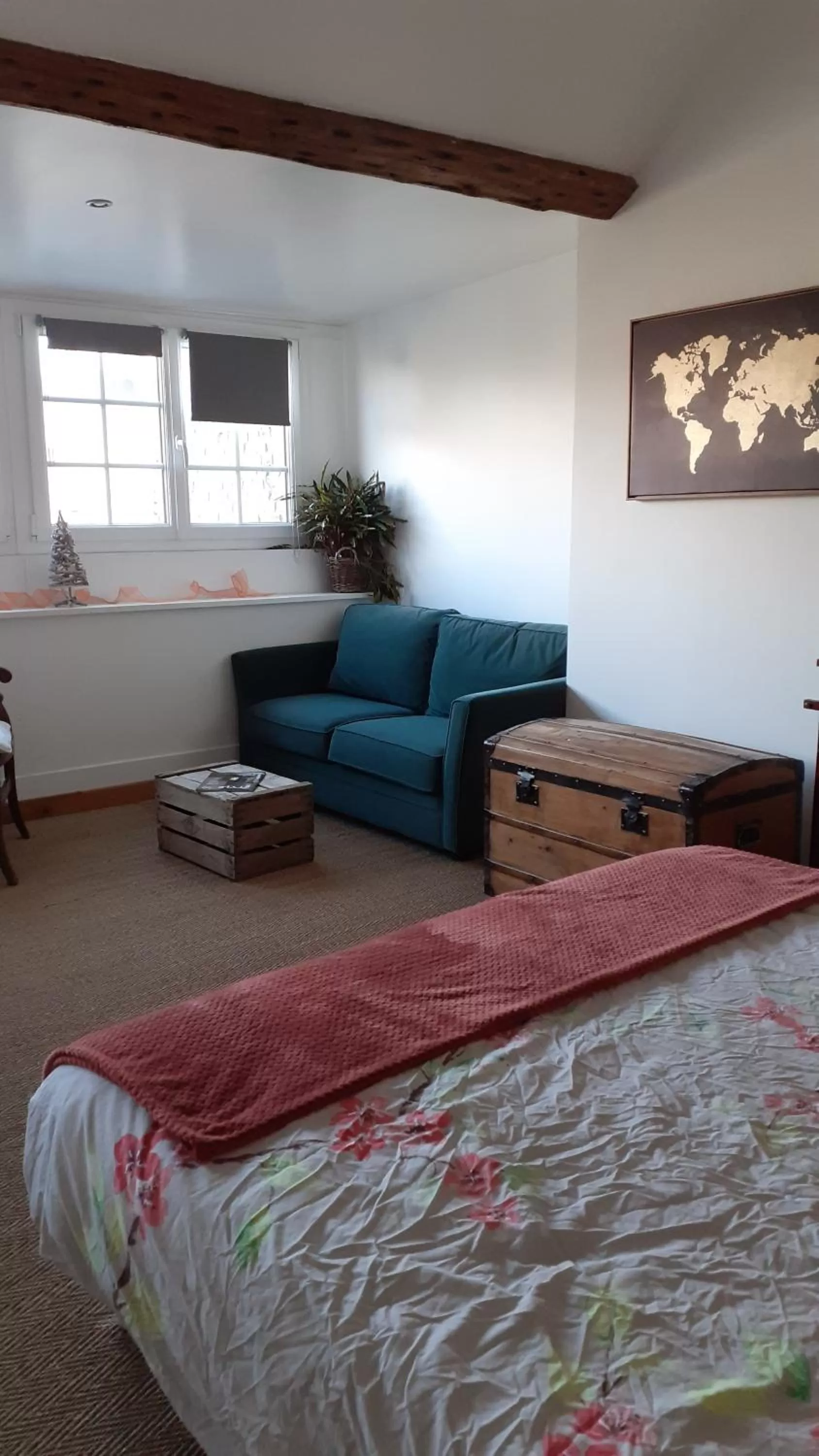 Living room in Jules Verne